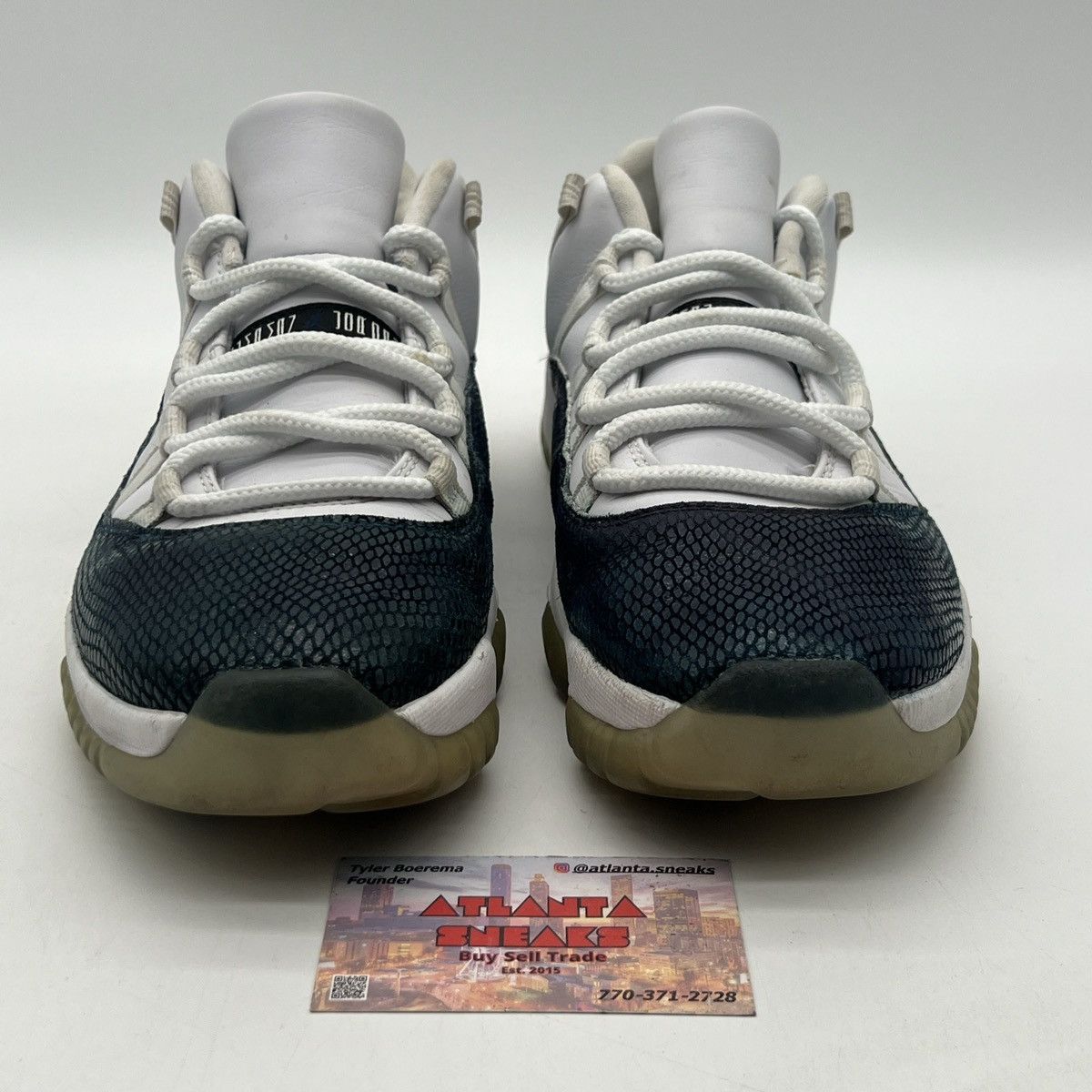 Air Jordan 11 low navy snakeskin