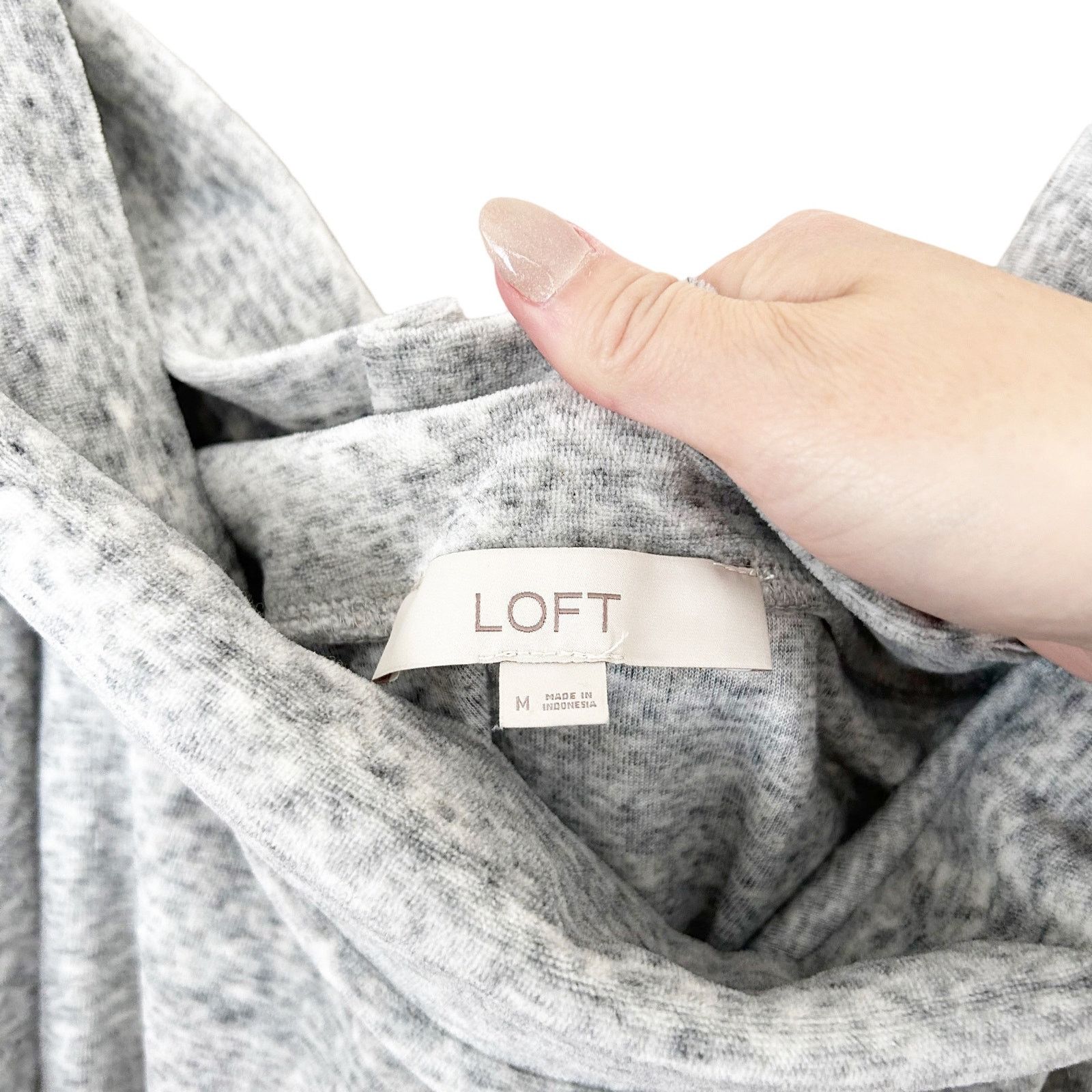 Loft Loft Gray Velour Off The Shoulder Sweater Sz M Size M / US 6-8 / IT 42-44 - 2 Thumbnail