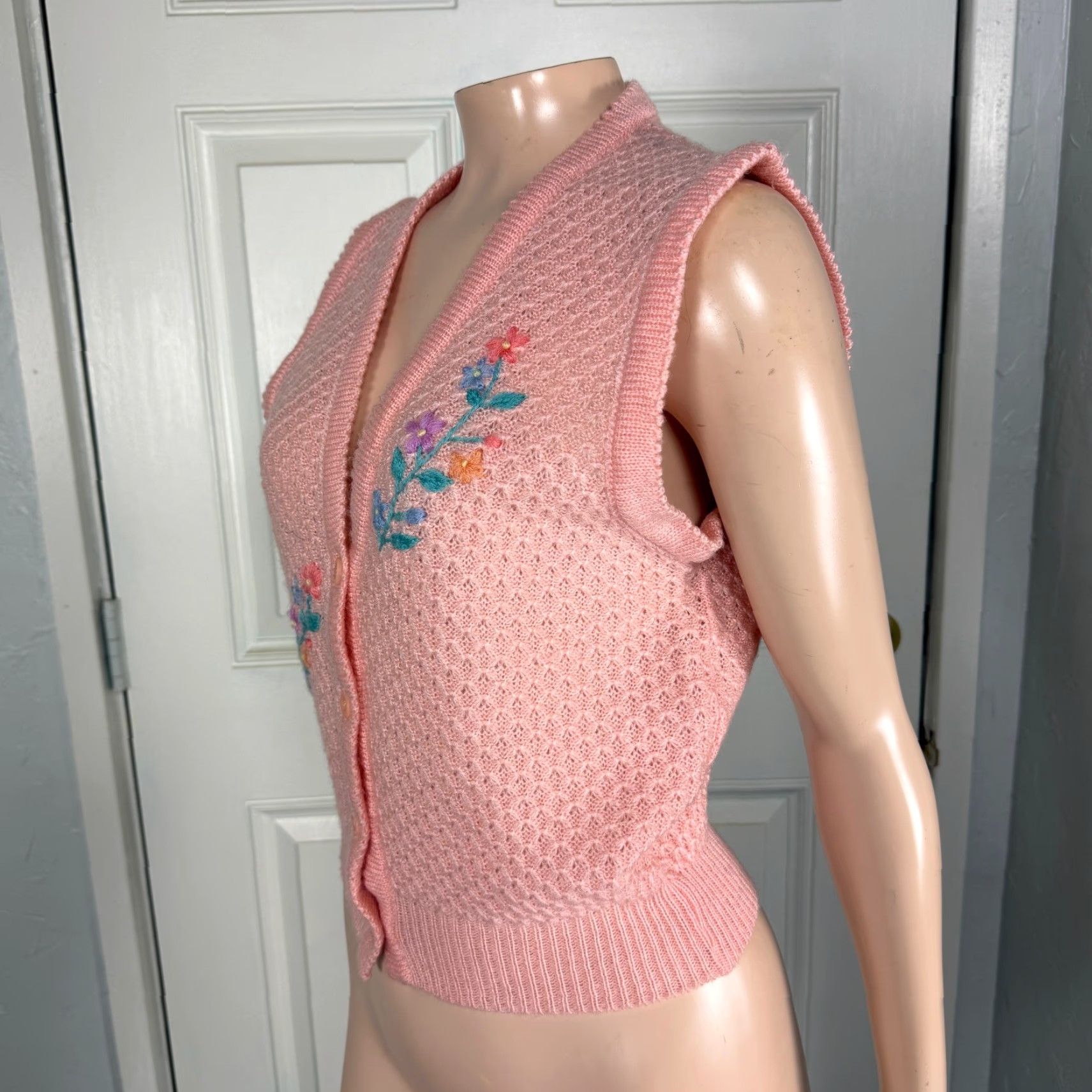 Vintage VINTAGE Handmade Pink S V neck Cardigan Sweater 1970s Hippy Size S / US 4 / IT 40 - 2 Thumbnail