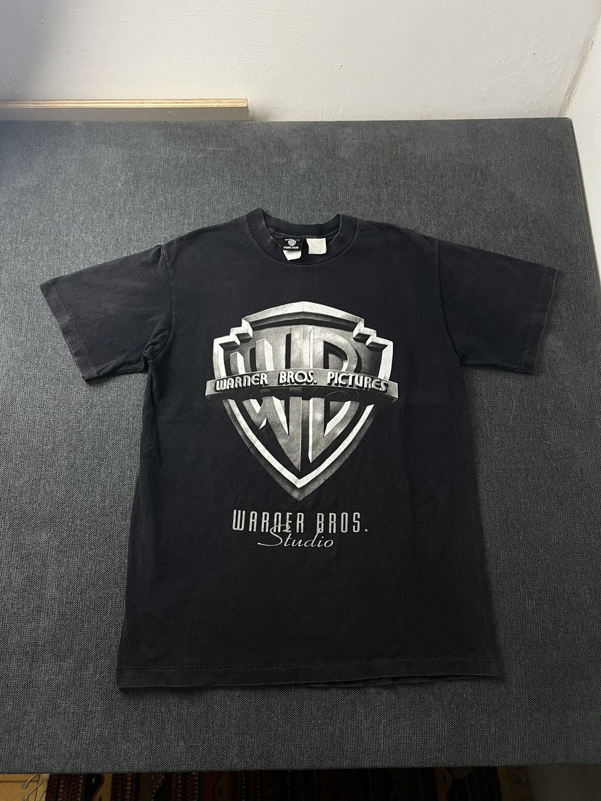 Warner Bros Vintage Warner Bros Studio Size US XL / EU 56 / 4 - 4 Thumbnail