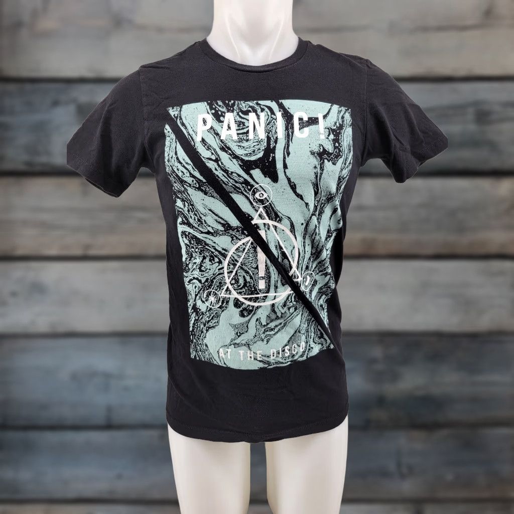 Vintage Womens T-Shirt Panic! At The Disco Band Concert 2000s Era Pacific Black Small Size S / US 4 / IT 40 - 1 Thumbnail