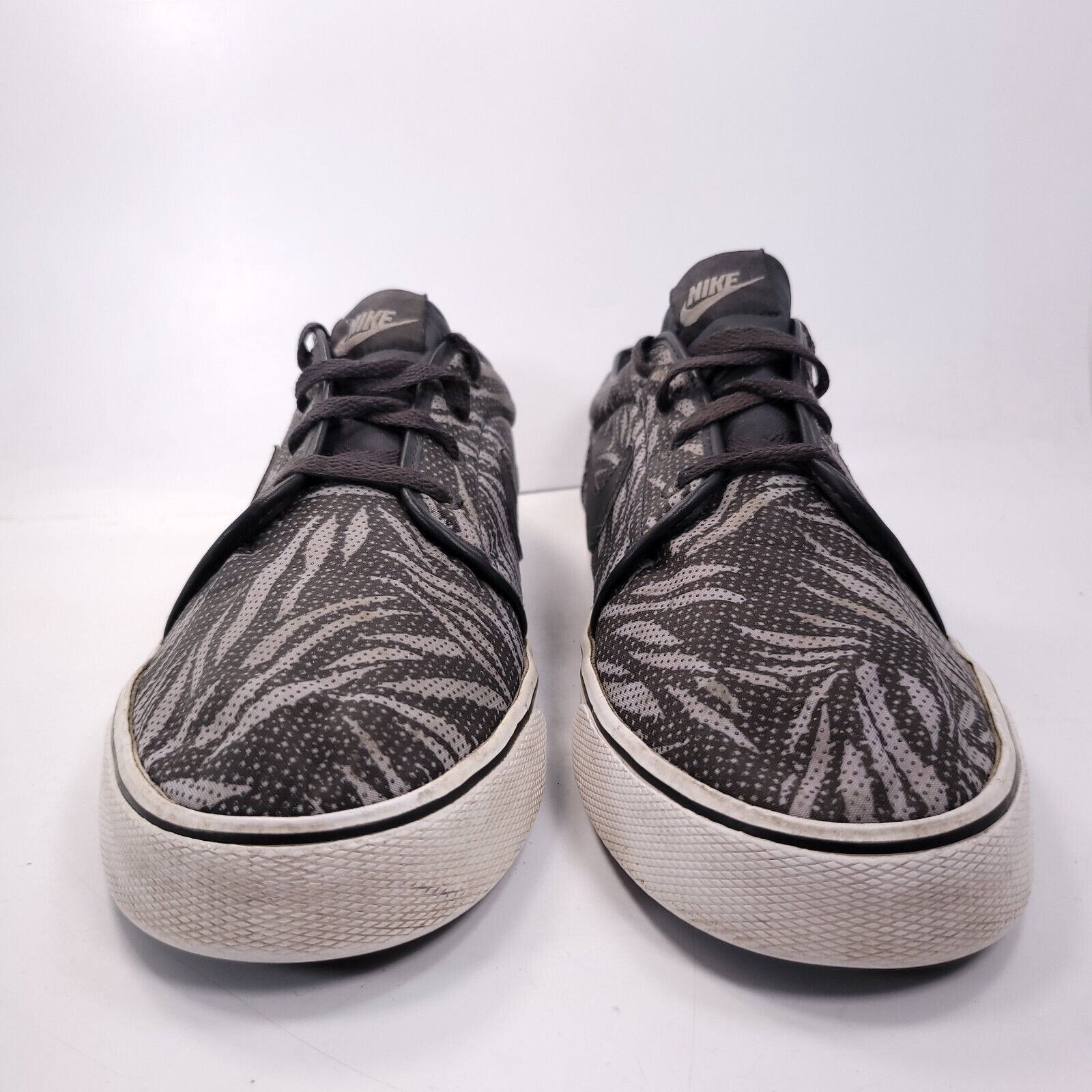 Nike Nike Toki Low TXT Shoe Mens Size 13 631697-004 Black Gray Size US 13 / EU 46 - 2 Thumbnail