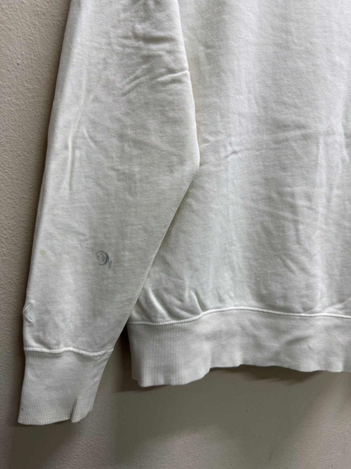 Kaws × Uniqlo Uniqlo Kaws Sweatshirt Size US S / EU 44-46 / 1 - 18 Thumbnail