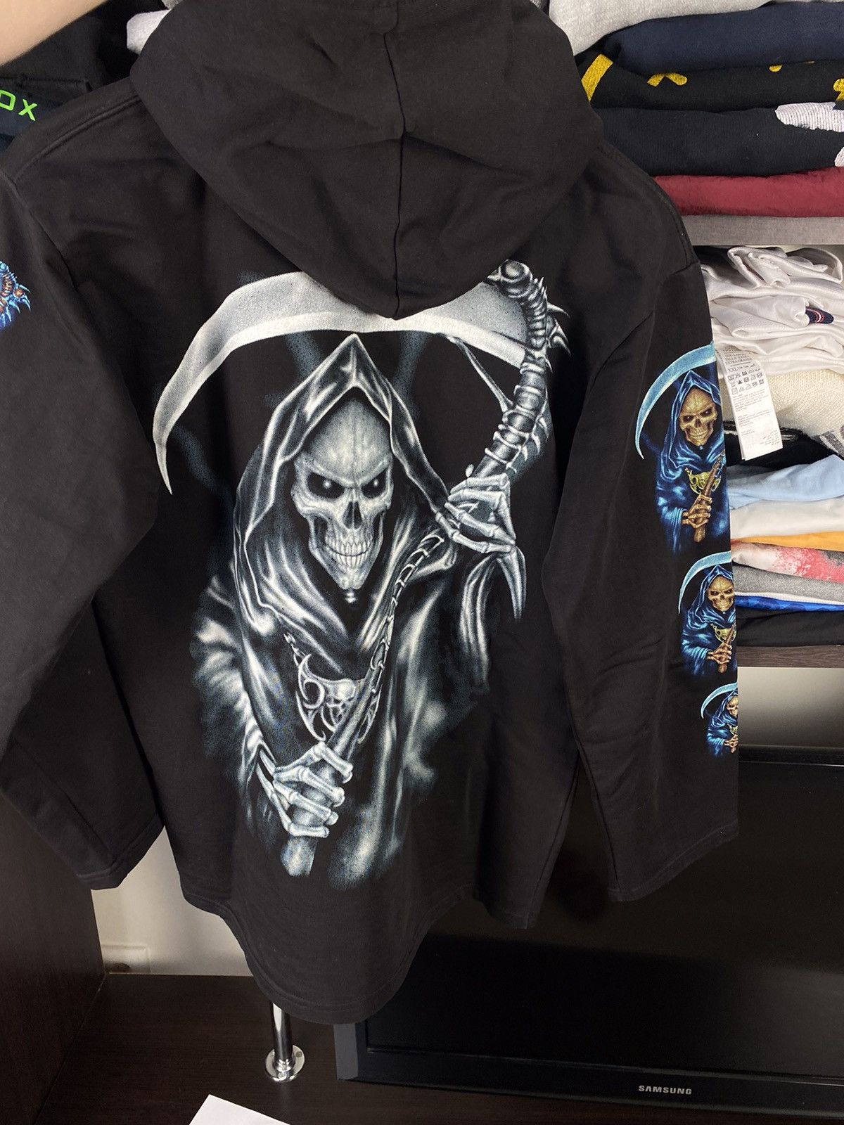 Japanese Brand × Vintage Vintage Y2K Fire Skull and Dragon Rock Of The T Shirt Hoodie Size US M / EU 48-50 / 2 - 6 Thumbnail