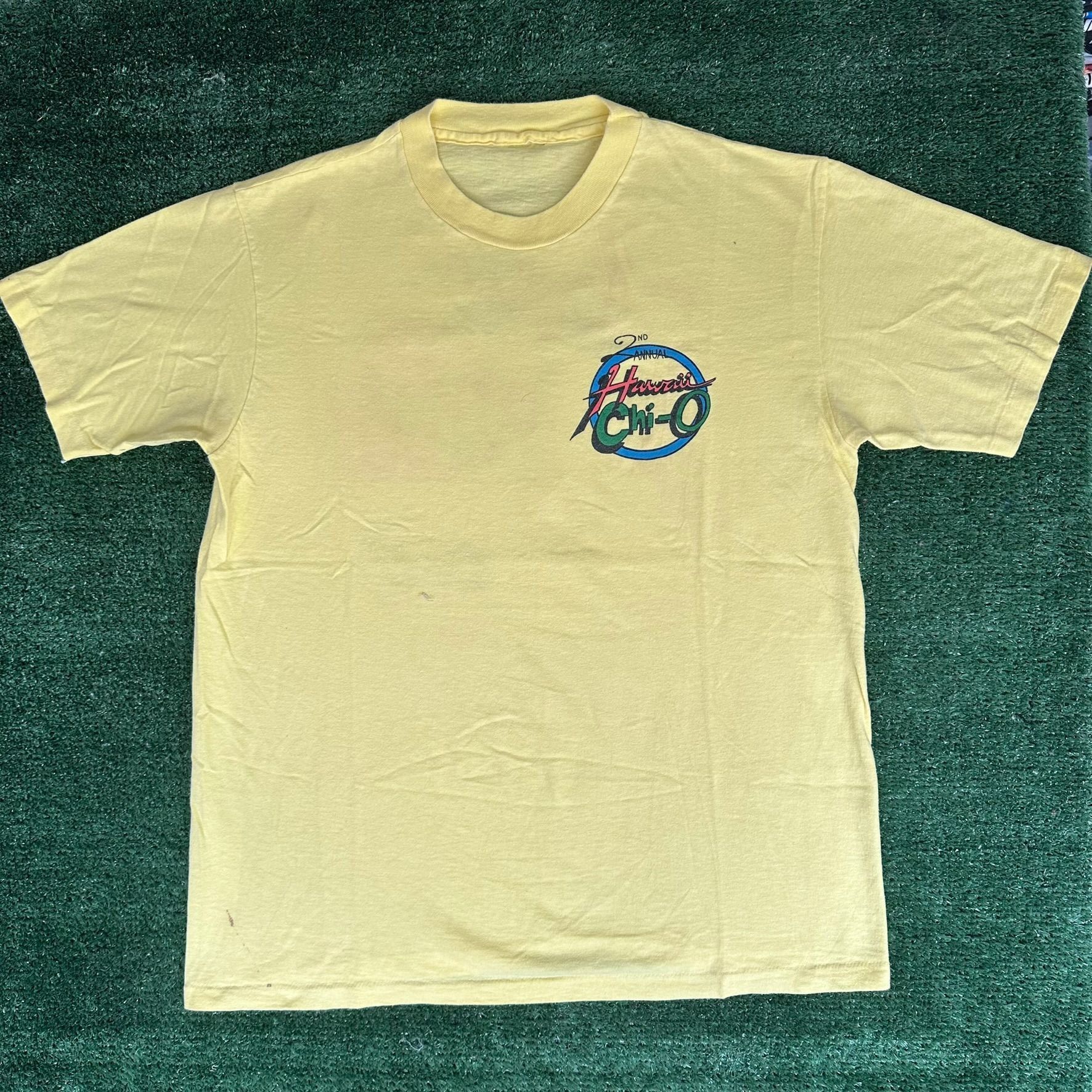 Vintage Vintage 80s Chi Omega Hawaii Owl T-Shirt Luau Boxy Pastel Ye Size US L / EU 52-54 / 3 - 3 Thumbnail