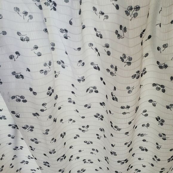 Ann Taylor Ann Taylor Cherries Smocked Yoke Lined Sz. XXS Blouse Size XXS / US 00 / IT 34 - 4 Thumbnail