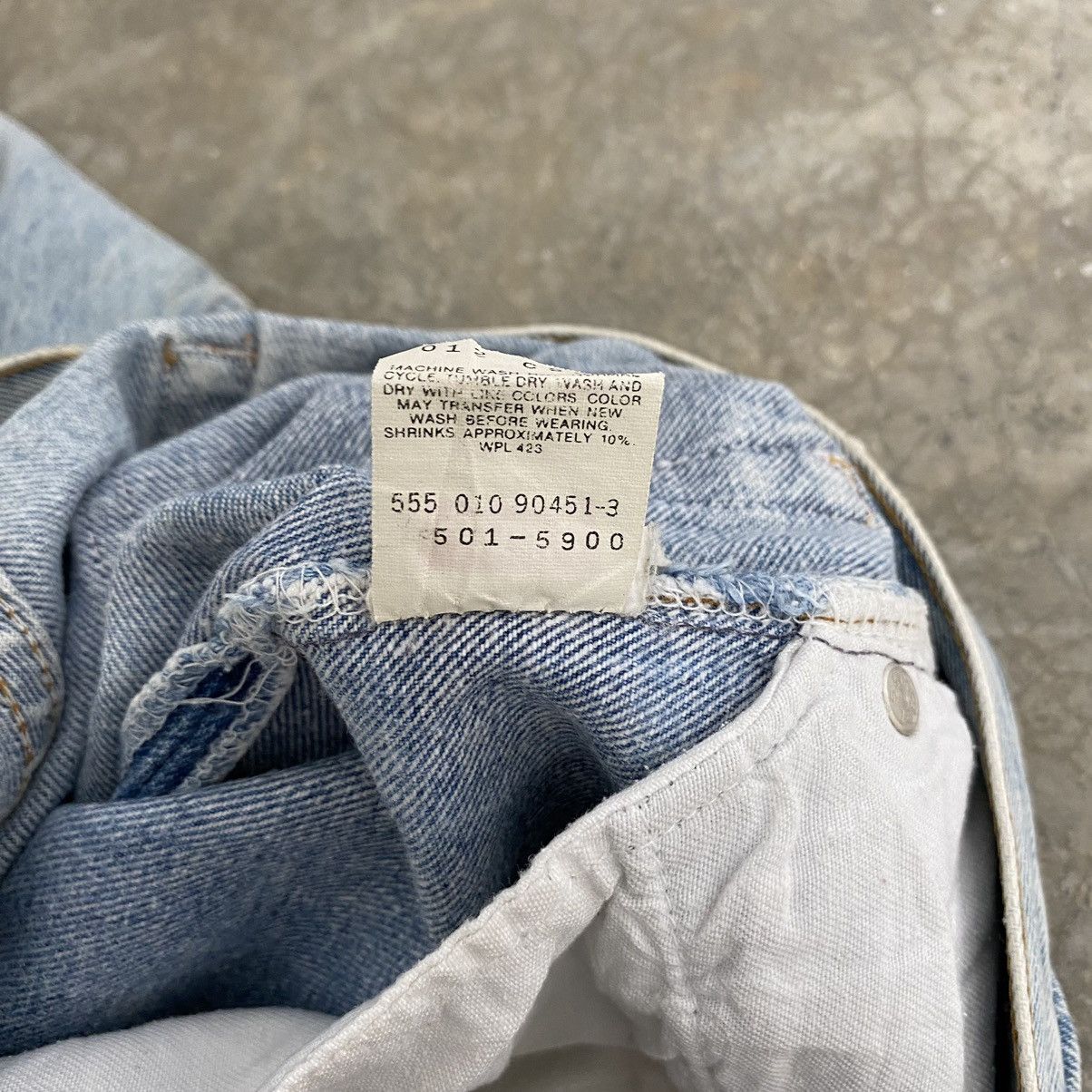 Levi's Size 28x27.5 Vintage 90’s Levis 501 Acid Washed Blue Jeans Size US 28 / EU 44 - 24 Thumbnail