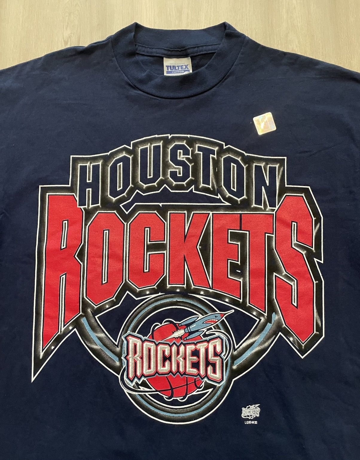 Vintage NWT Vintage 90s Houston Rockets Spellout Logo Tee Sz L Size US L / EU 52-54 / 3 - 1 Thumbnail