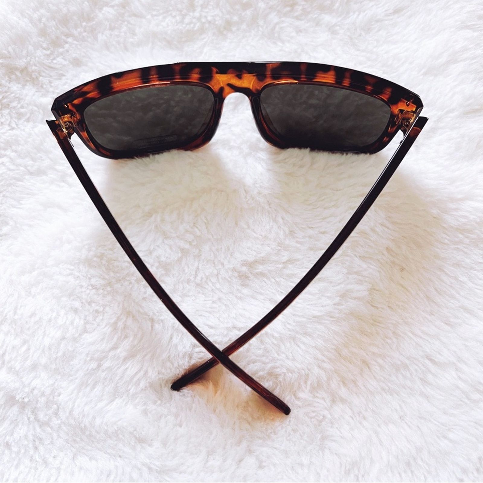 Other Stella Tortoise Brown Classic Sunglasses Size ONE SIZE - 7 Thumbnail