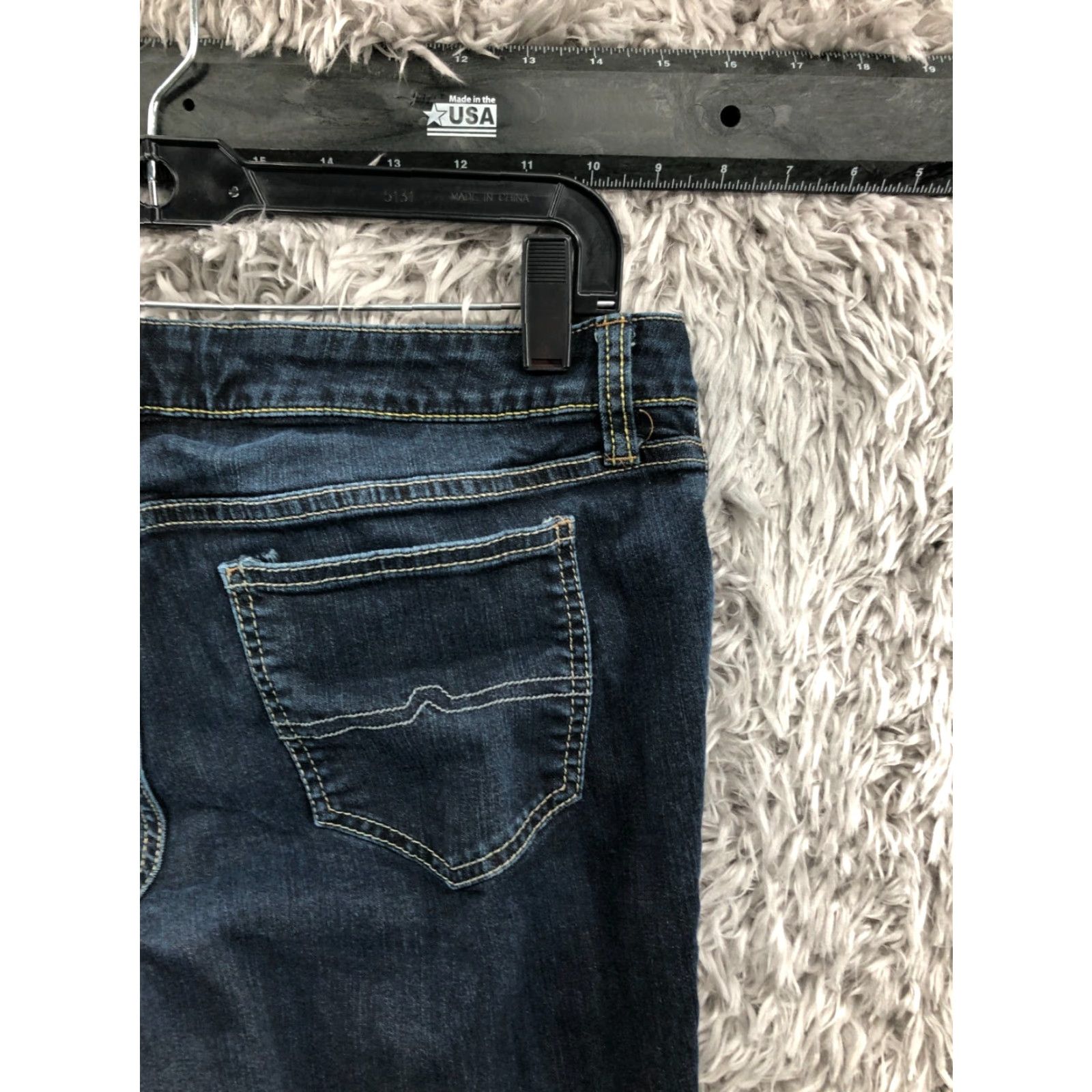 Vintage Arizona Jeans Capri Jeans Size 11 Juniors Low Rise Dark Wash Blue Denim Womens 30 Inseam 24 in 5-Pocket Pattern Solid Vintage No Size 32" / US 10 / IT 46 - 6 Thumbnail