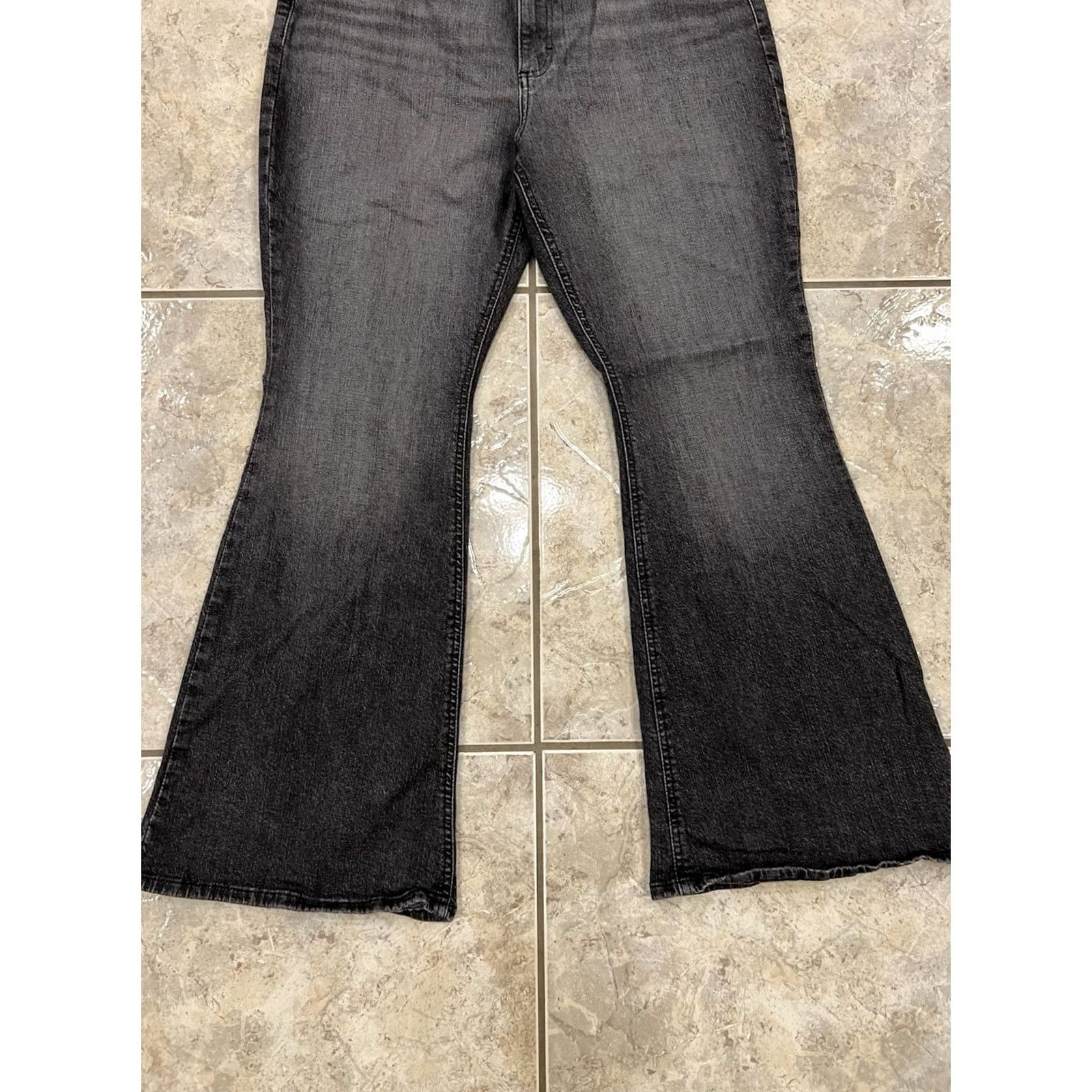 VINTAGE Lee Jeans Womens 18S/C High Rise Super Flare Bell Bottom 