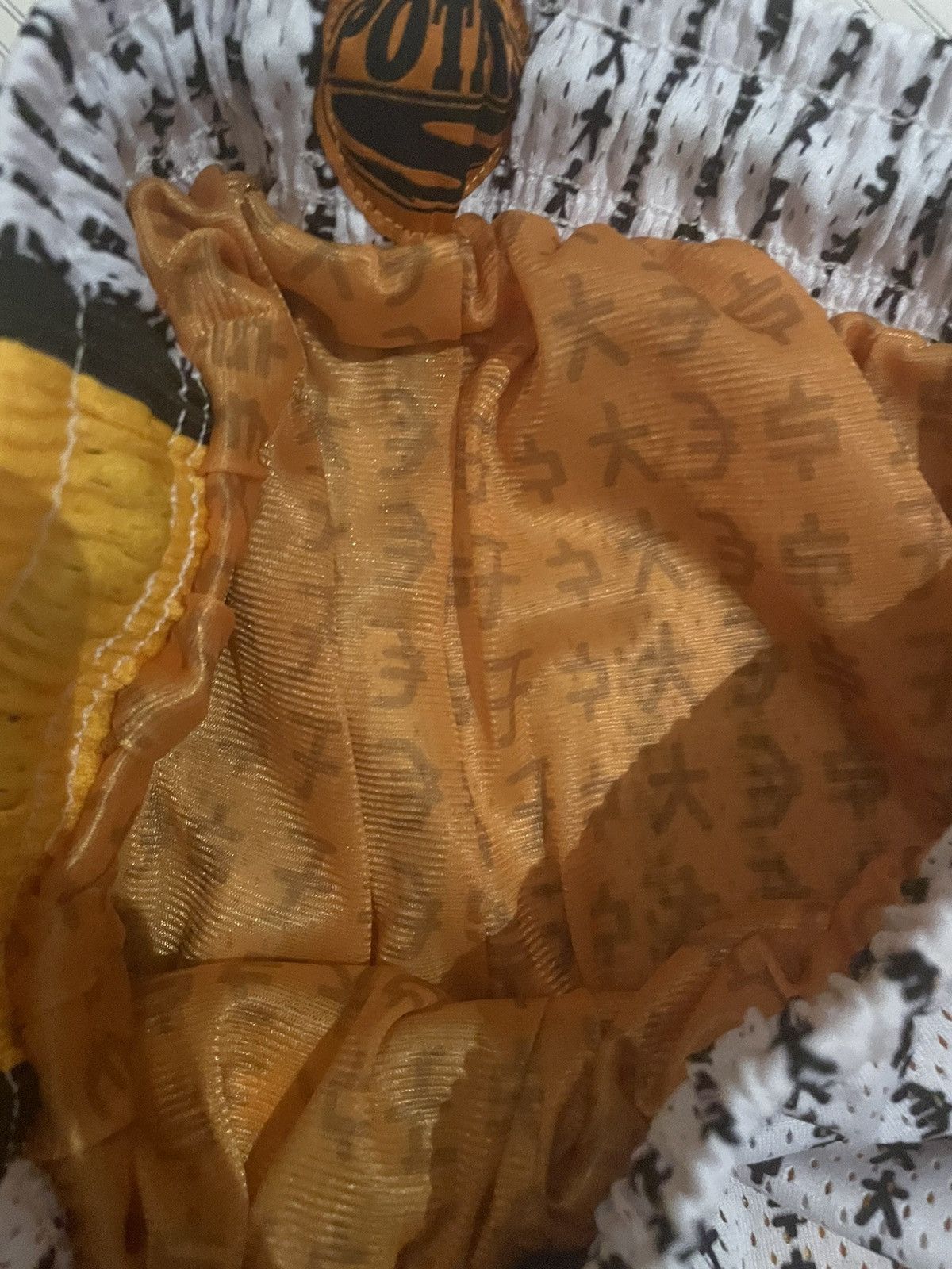 Imran Potato Imran Potato Currency Basketball Shorts Lakers Size US 30 / EU 46 - 4 Thumbnail