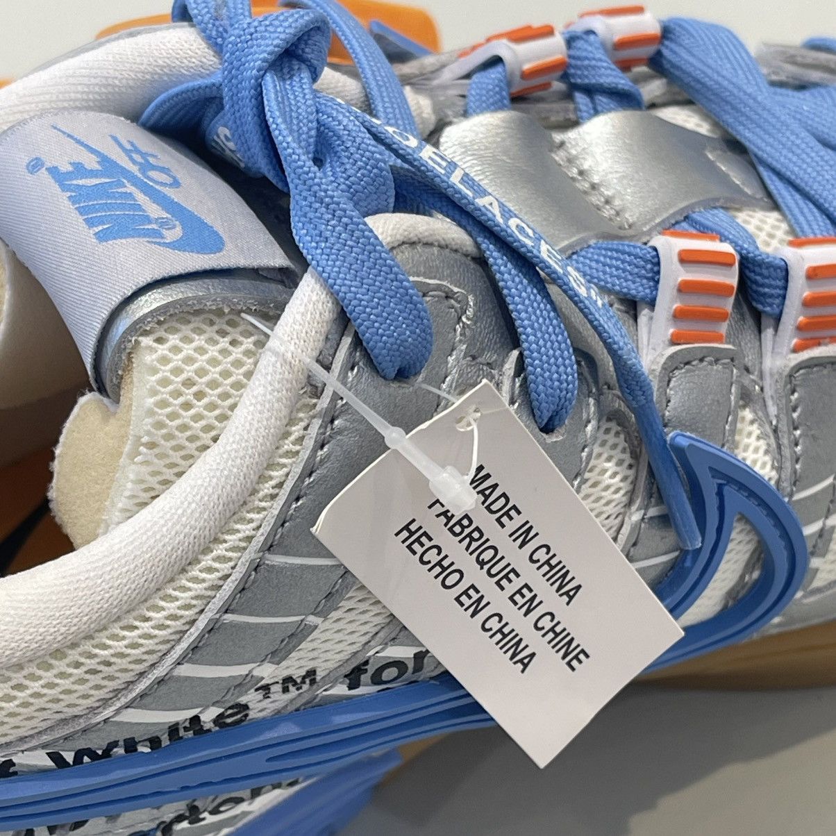 Nike × Off-White Nike Air Rubber Dunk Off-White UNC Size US 8 / EU 41 - 16 Thumbnail