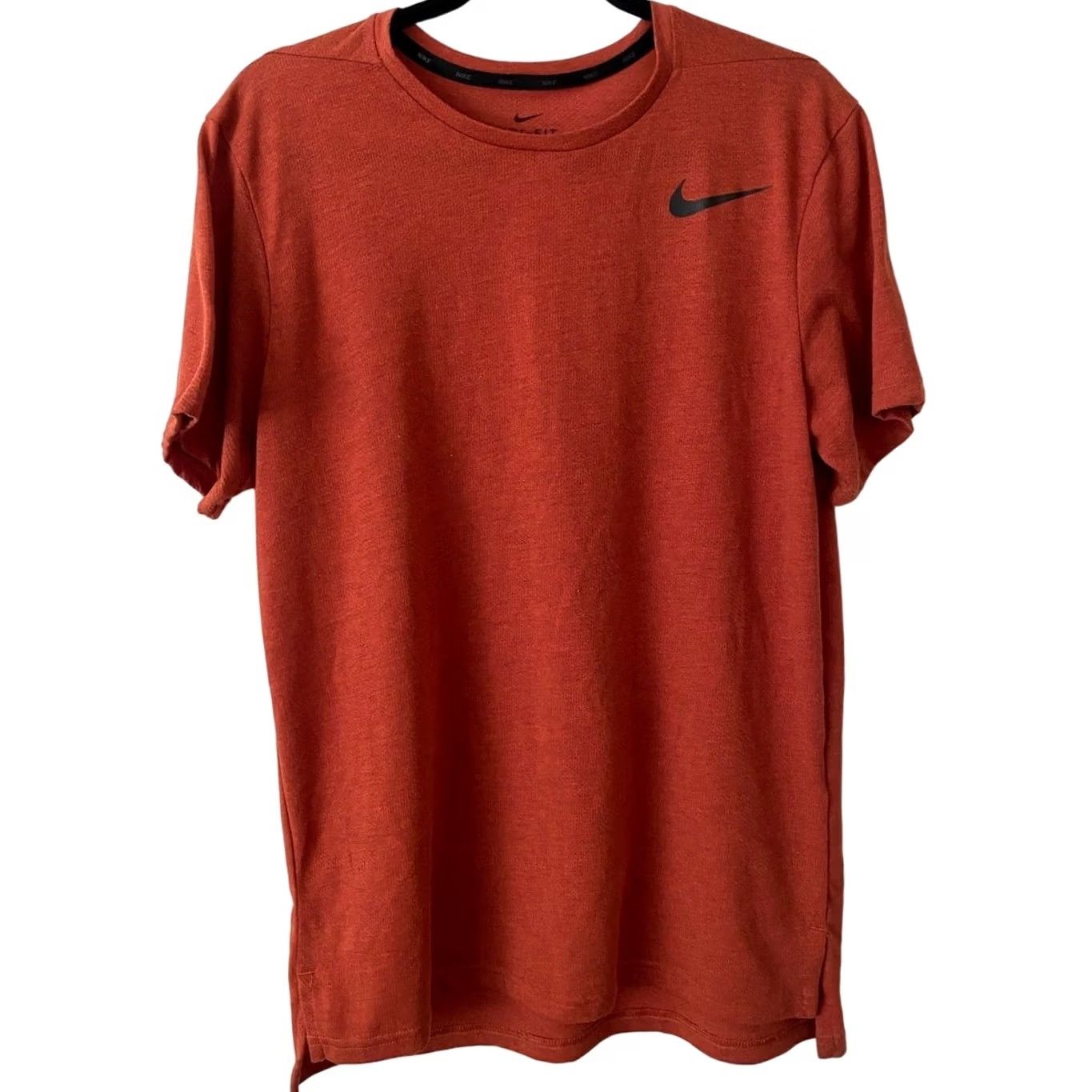 Vintage Nike Dri-FIT Crewneck Short Sleeve Shirt Medium Men Rust Orange/Black Size US 31 - 2 Thumbnail