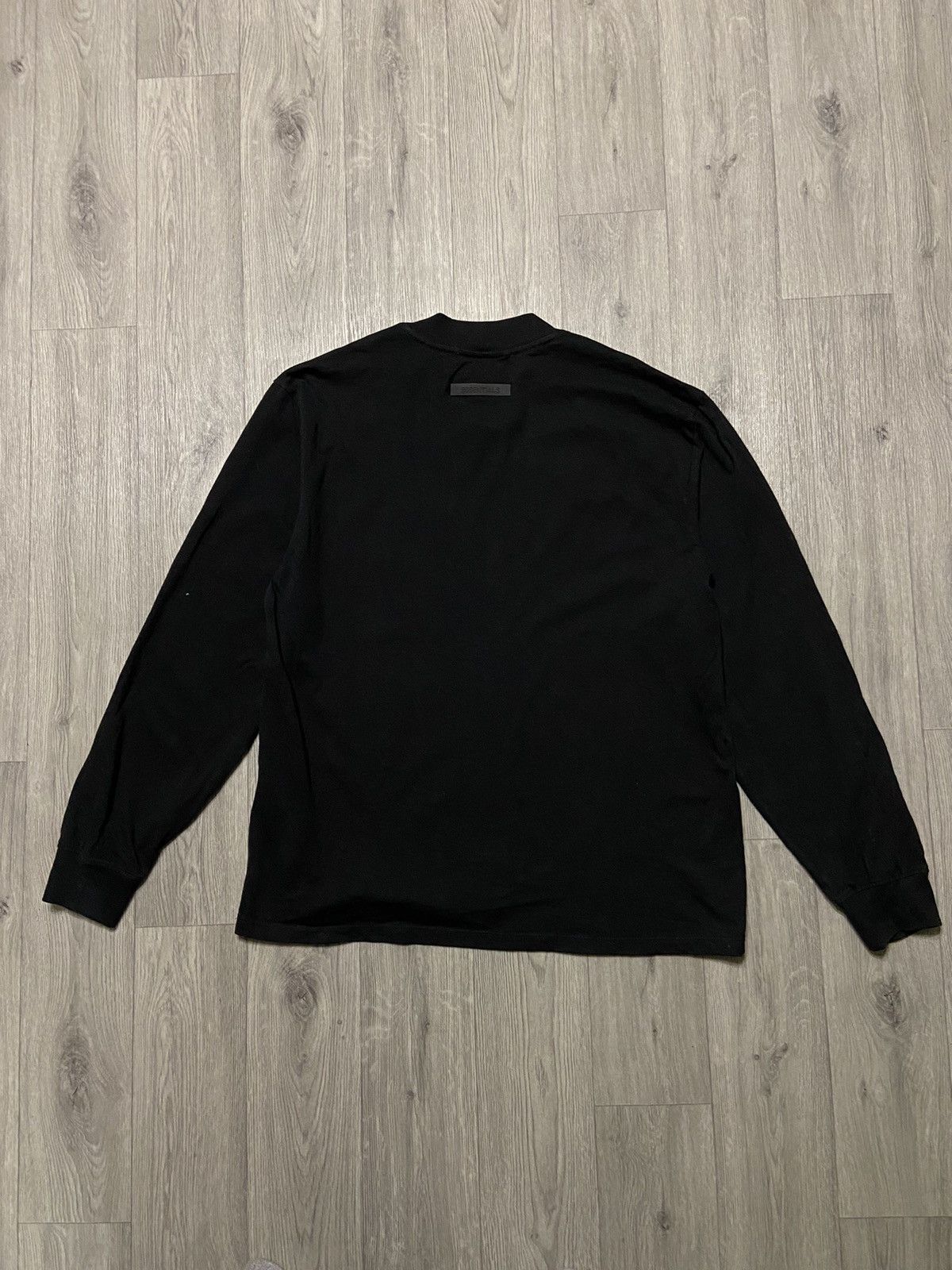 Essentials Essentials Fear of God Long Sleeve Reflective logo Size US M / EU 48-50 / 2 - 6 Thumbnail
