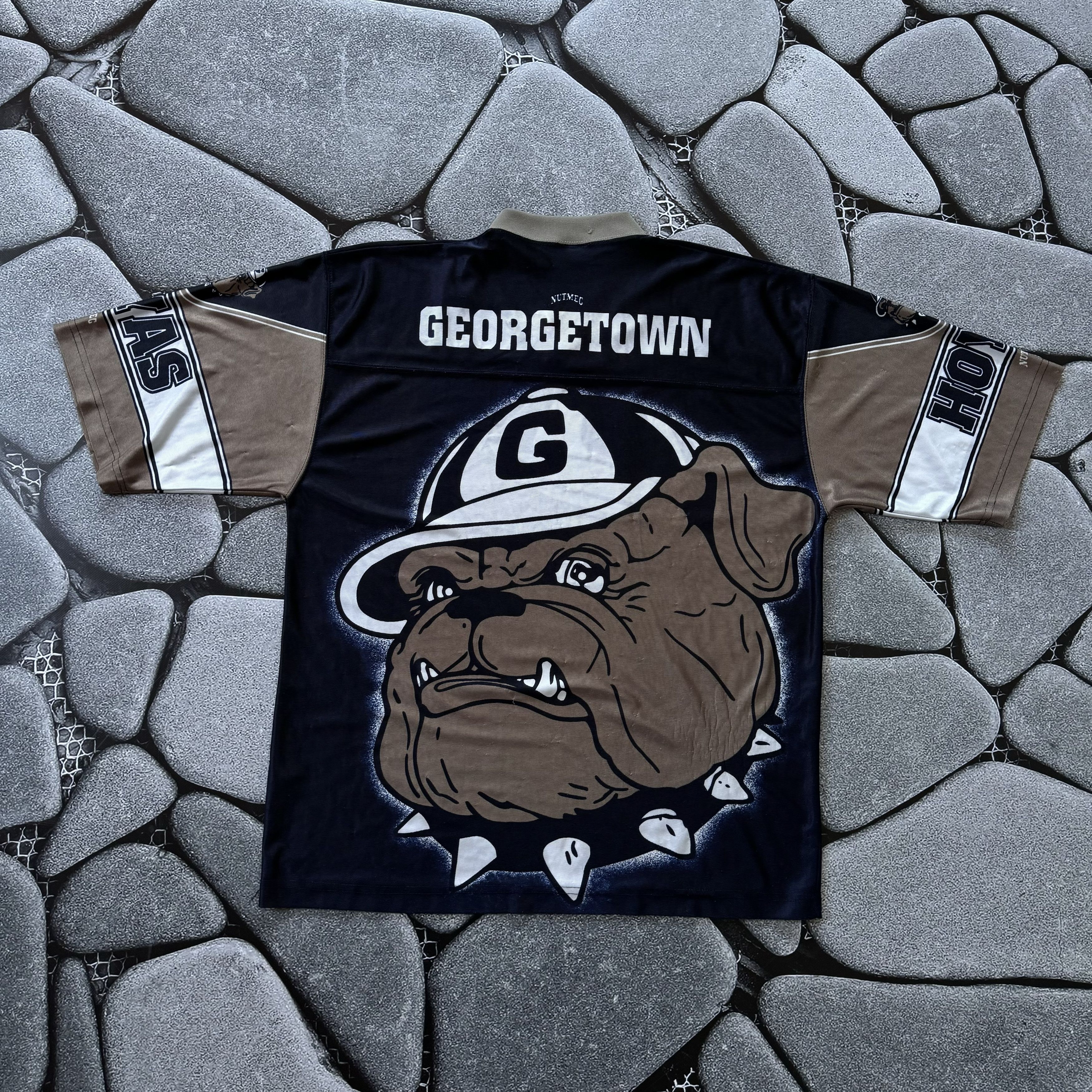Nutmeg × Vintage VINTAGE 90S NUTMEG GEORGETOWN JERSEY ALLOVER PRINT Size US XL / EU 56 / 4 - 2 Thumbnail