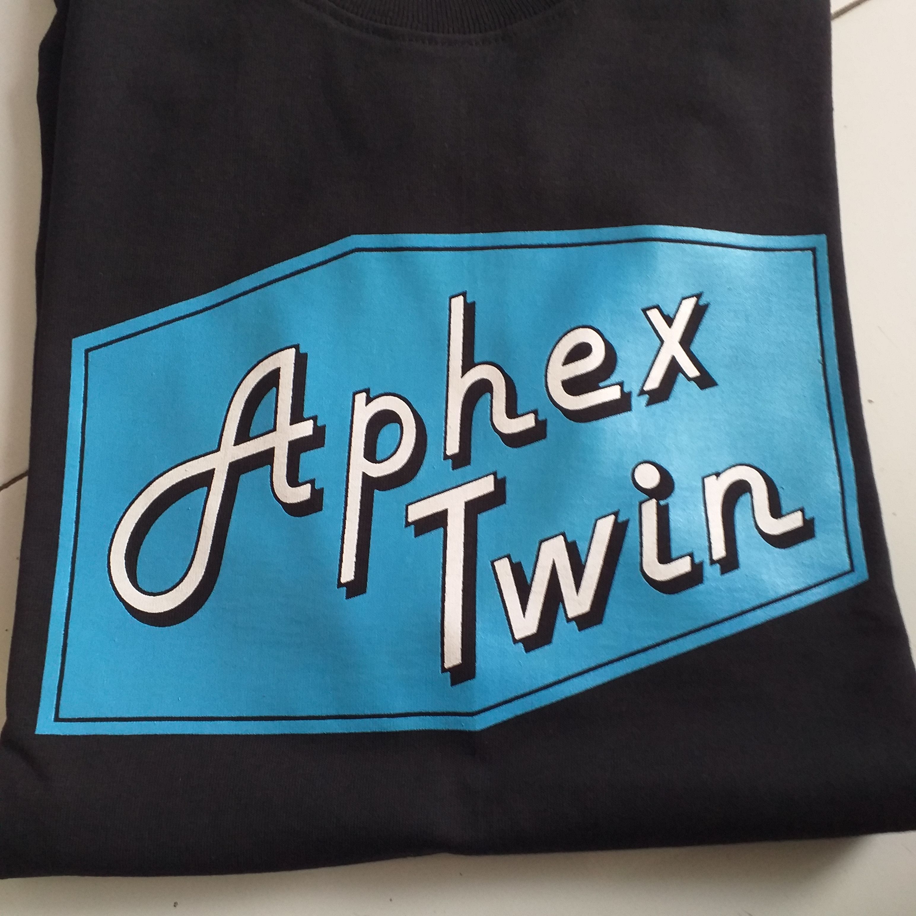 Band Tees Aphex Twin T shirt Size US L / EU 52-54 / 3 - 4 Thumbnail