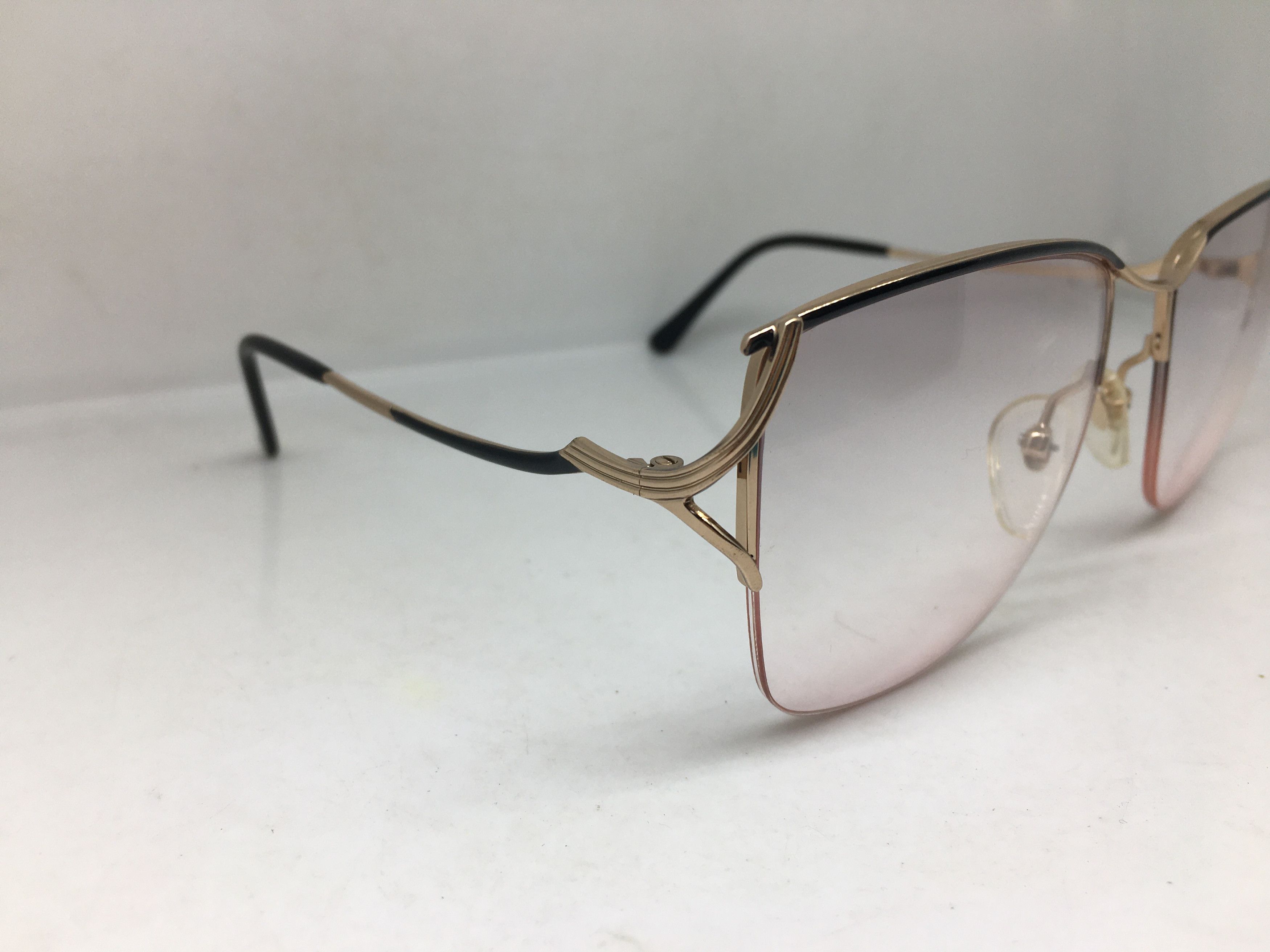 Vintage Vintage 80s TURA Mod 435 Half Rim Eyeglasses Japan Size ONE SIZE - 2 Thumbnail