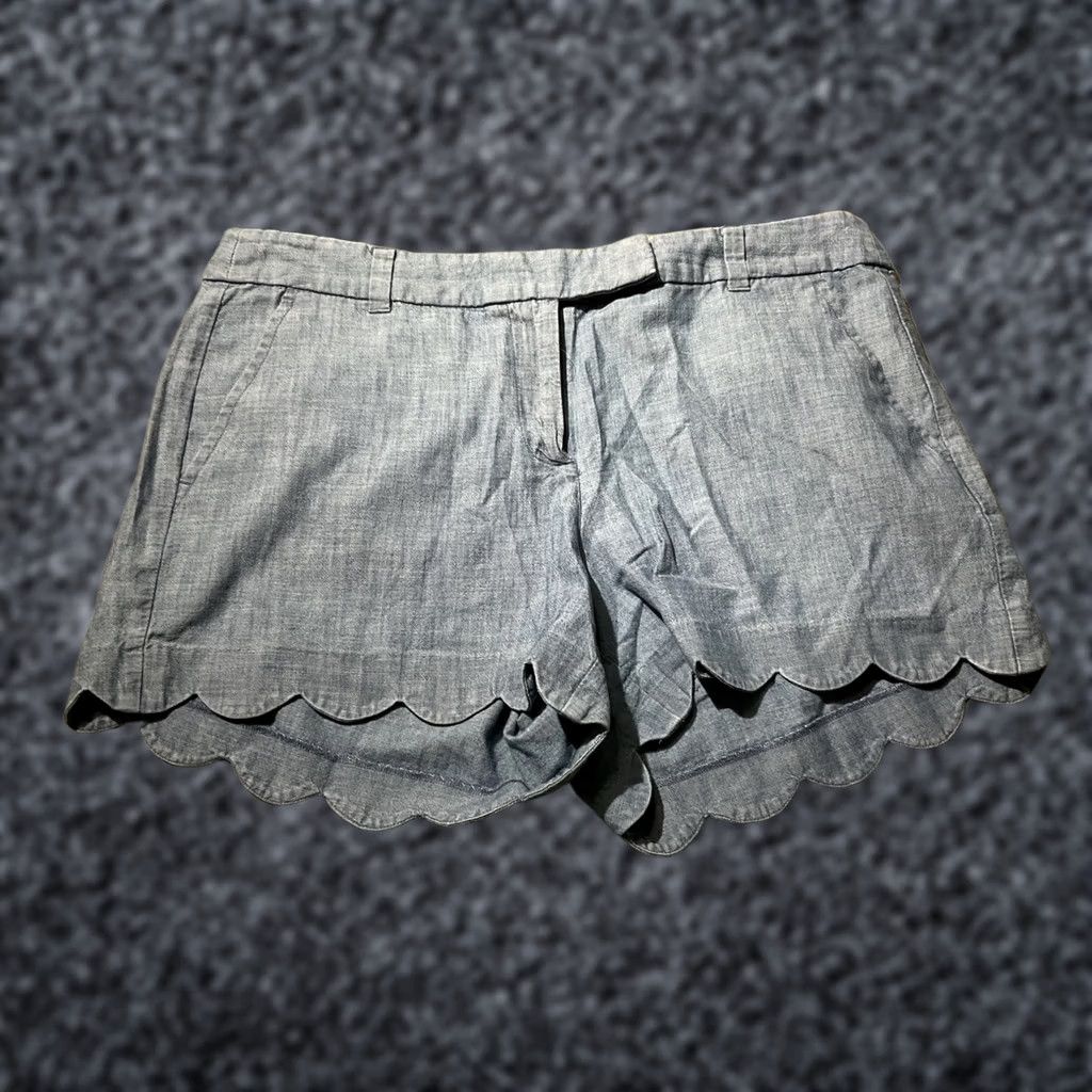 J.Crew VINTAGE J Crew Shorts Womens 10 Blue Sailor Chambray Scalloped Chino Preppy Size 32" / US 10 / IT 46 - 1 Thumbnail