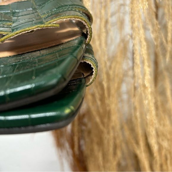 Aquatalia Aquatalia green leather step in sandal faux croc size 7 made Size US 7 / IT 37 - 6 Thumbnail