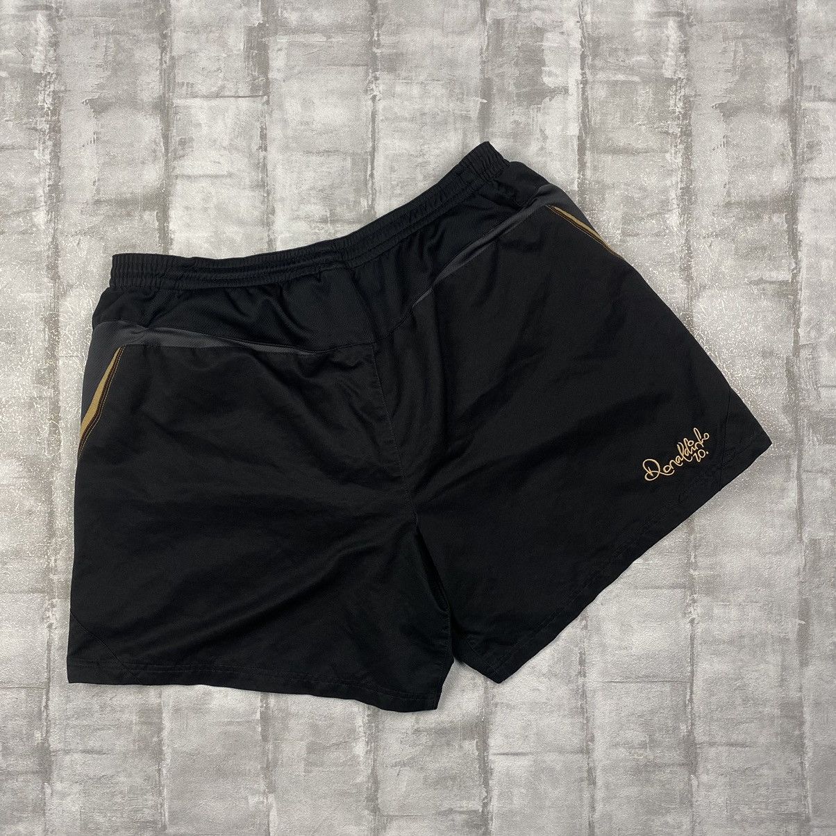 Nike Vintage Nike Ronaldinho 10 Shorts Size US 33 - 2 Thumbnail