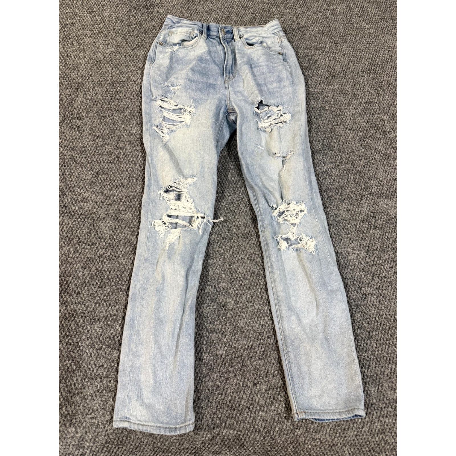 American Eagle Outfitters VINTAGE? No — American Eagle Outfitters Jeans Womens 2 Light Wash High Rise Mom Distressed Size 26" / US 2 / IT 38 - 2 Thumbnail