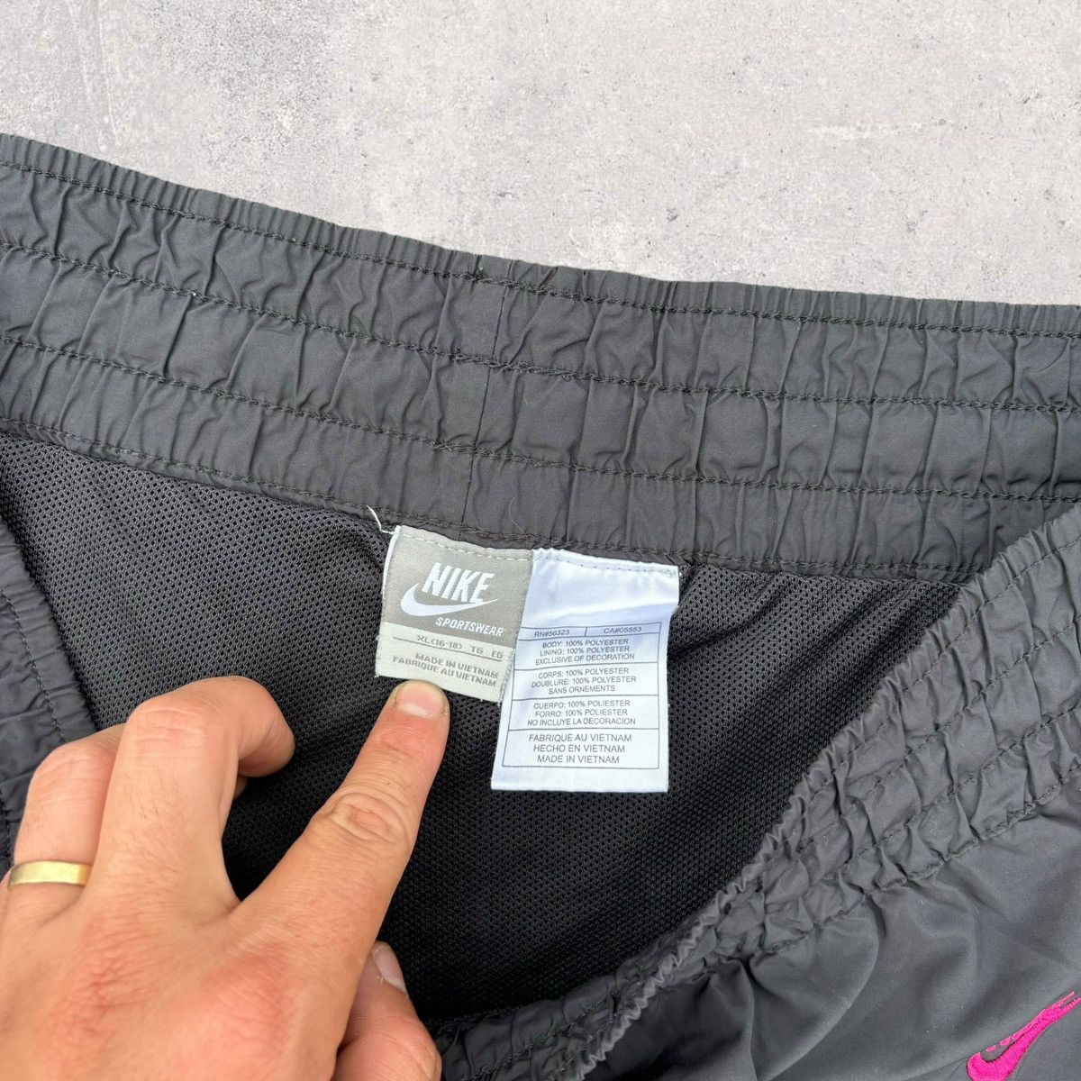 Nike Black Nike Track Pants Size 34" / US 12 / IT 48 - 4 Thumbnail