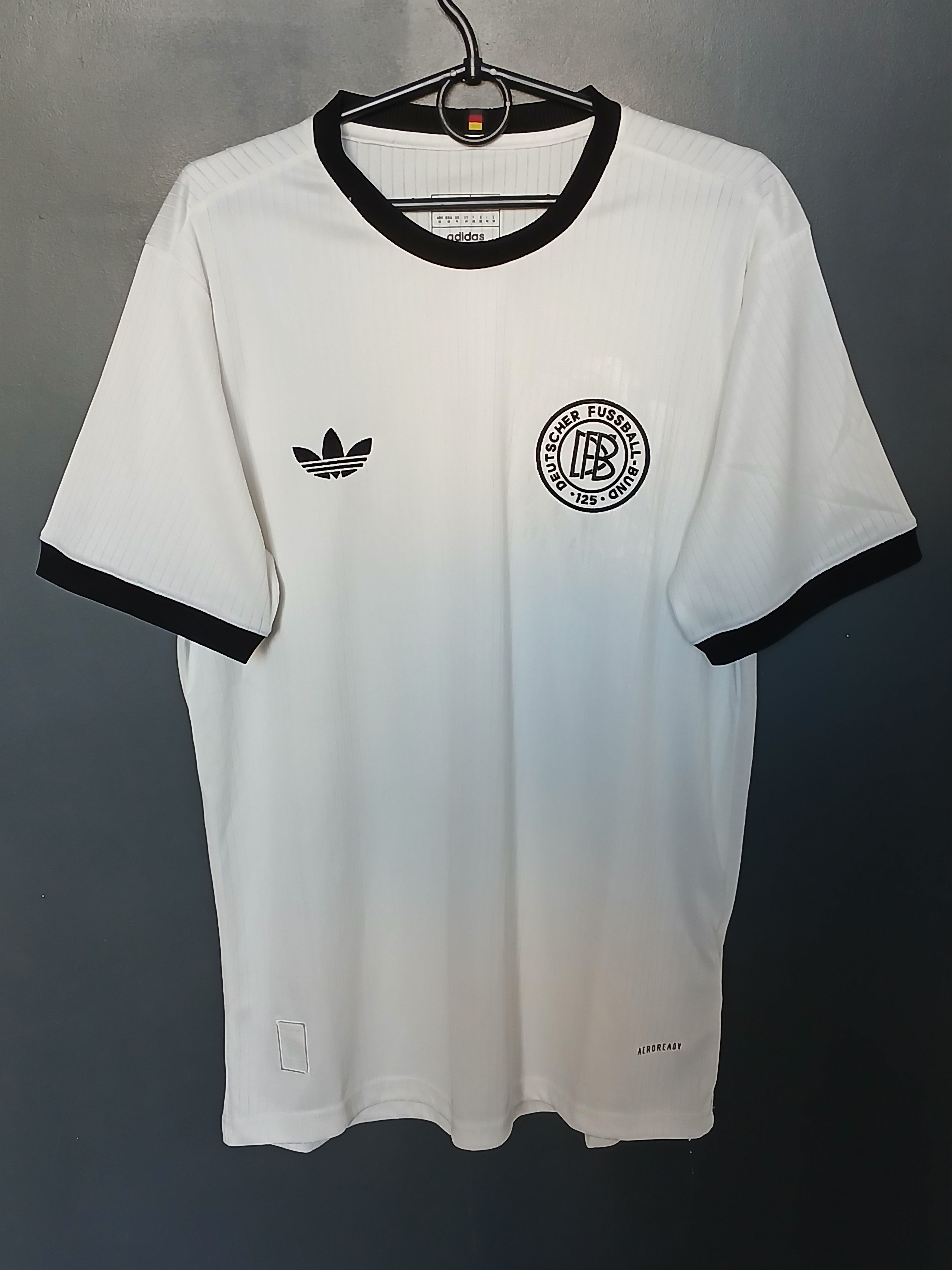 Other Germany National Team 125th Anniversary Football Jersey Size US M / EU 48-50 / 2 - 1 Thumbnail