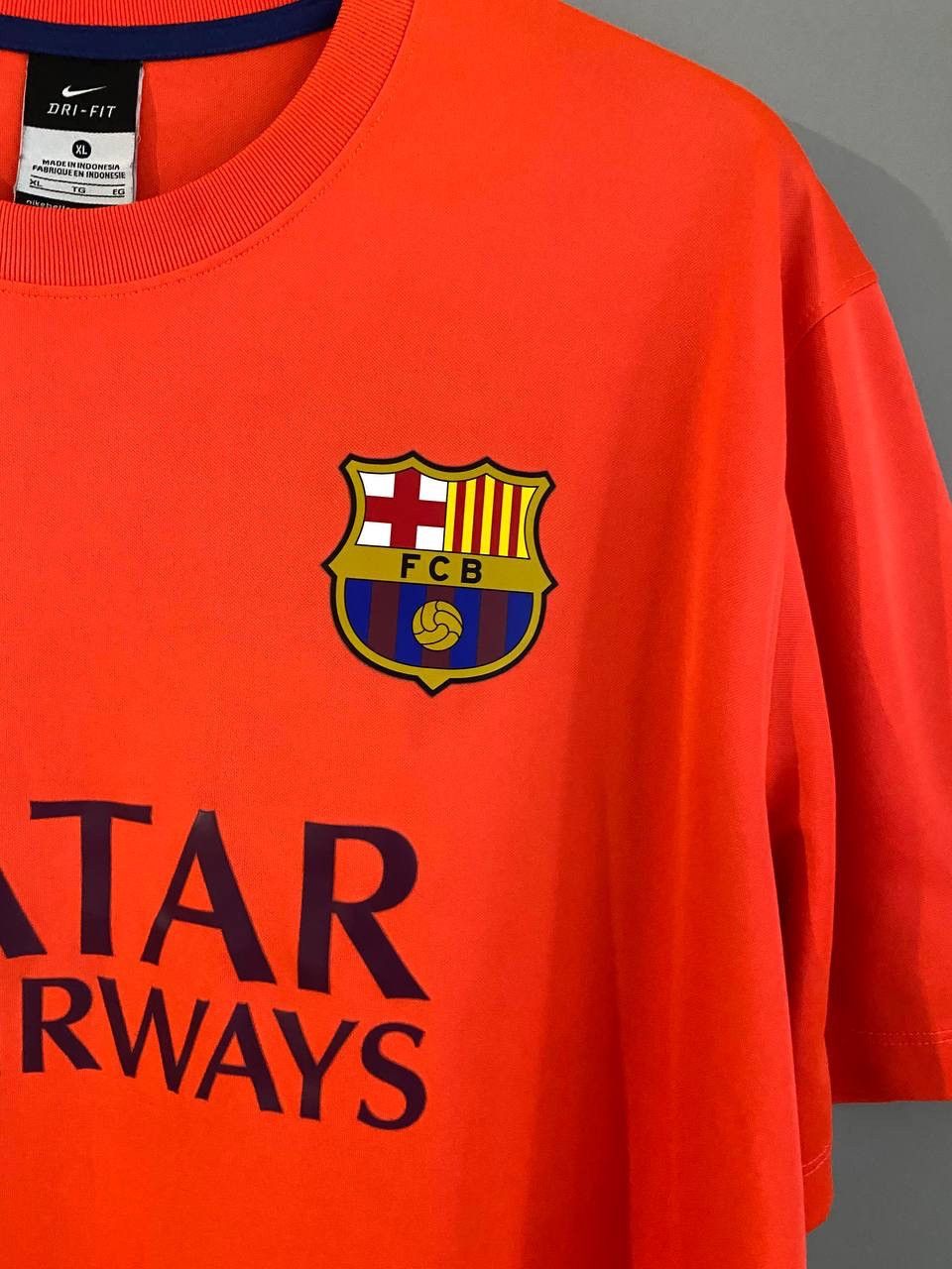Nike Nike FC BARCELONA 2014/2015 Away Football Soccer Jersey, XL Size US XL / EU 56 / 4 - 4 Thumbnail