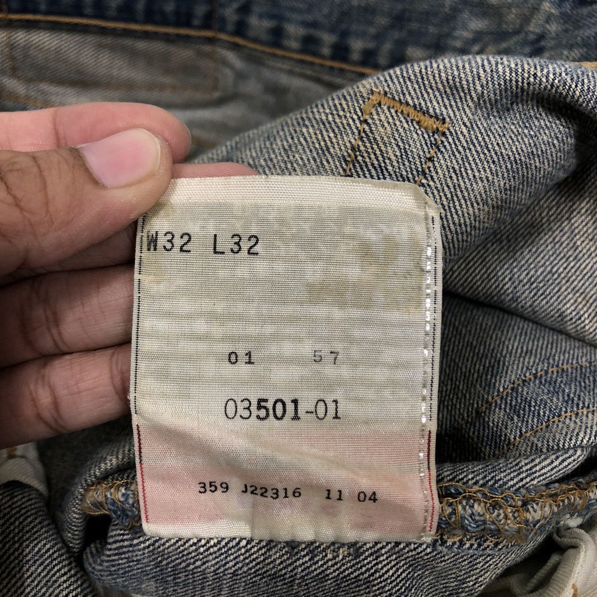 Levi's 🔥Vintage Distressed Denim Rusty Design Levi’s 501 Size US 32 / EU 48 - 21 Thumbnail