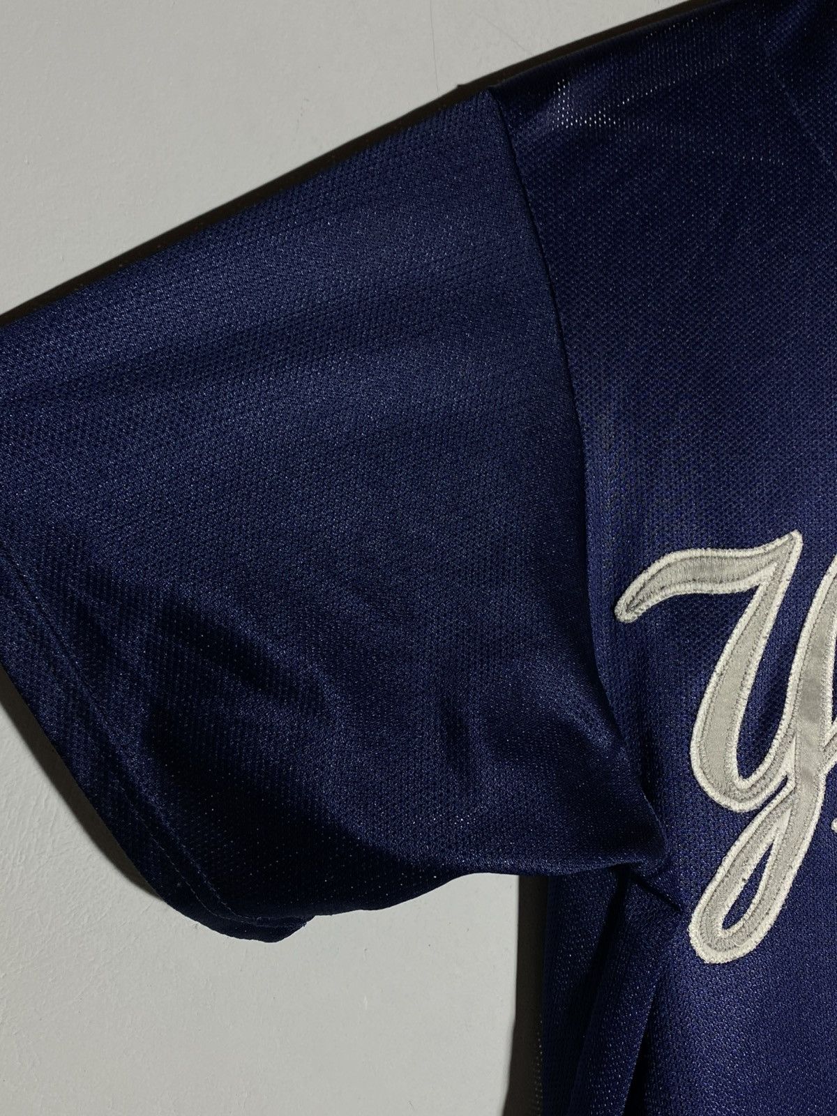Majestic Vintage Majestic New York Yankees Blue MLB Baseball Jersey Size US M / EU 48-50 / 2 - 7 Thumbnail