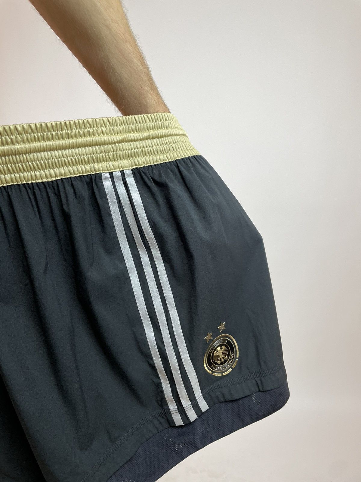 Adidas Adidas DEUTSCHER FUSSBALL BUND Soccers Shorts Mens size L Size US 32 / EU 48 - 9 Thumbnail