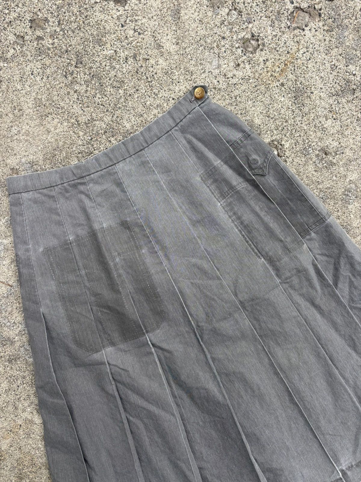Undercover Under Cover Jun Takahashi pleated skirt ss99 ‘Relief’ Size 23" - 5 Thumbnail