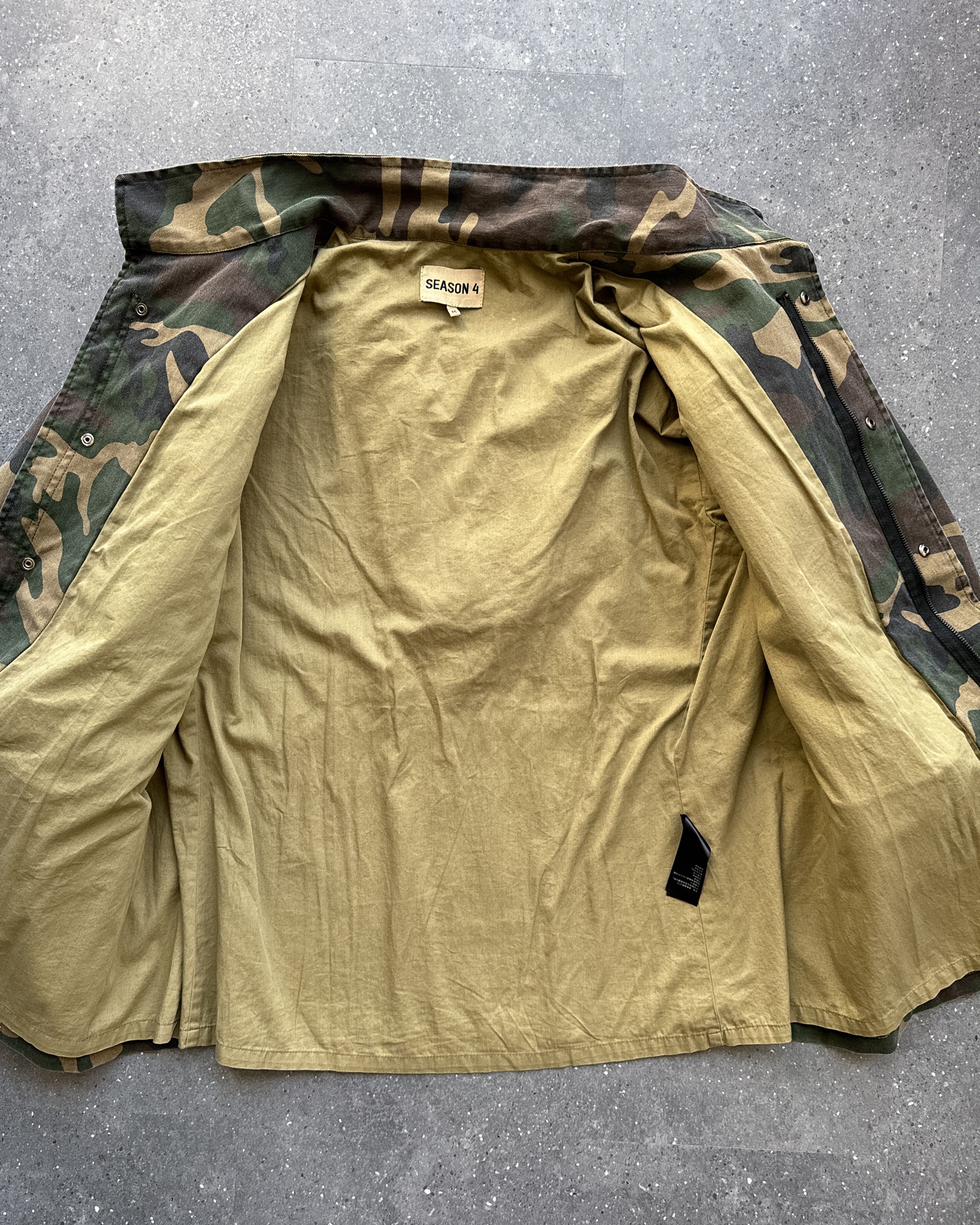 Yeezy Yeezy Season 4 Camo Parka Jacket Men’s M Military Grunge Size US M / EU 48-50 / 2 - 4 Thumbnail