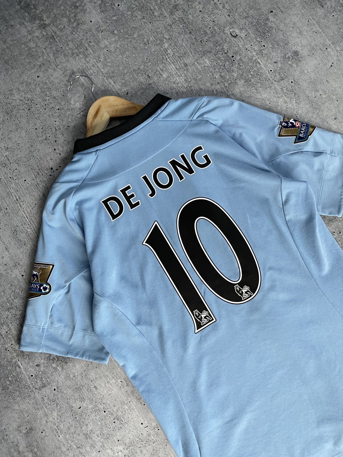 Umbro Umbro De Jong Manchester City 2012/2013 Authentic Jersey Size US M / EU 48-50 / 2 - 17 Thumbnail