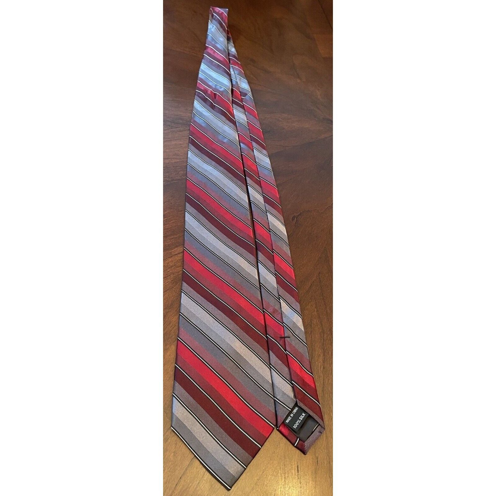 Van Heusen Van Heusen Red Gray Burgundy 100% Silk Made In China Size ONE SIZE - 3 Thumbnail