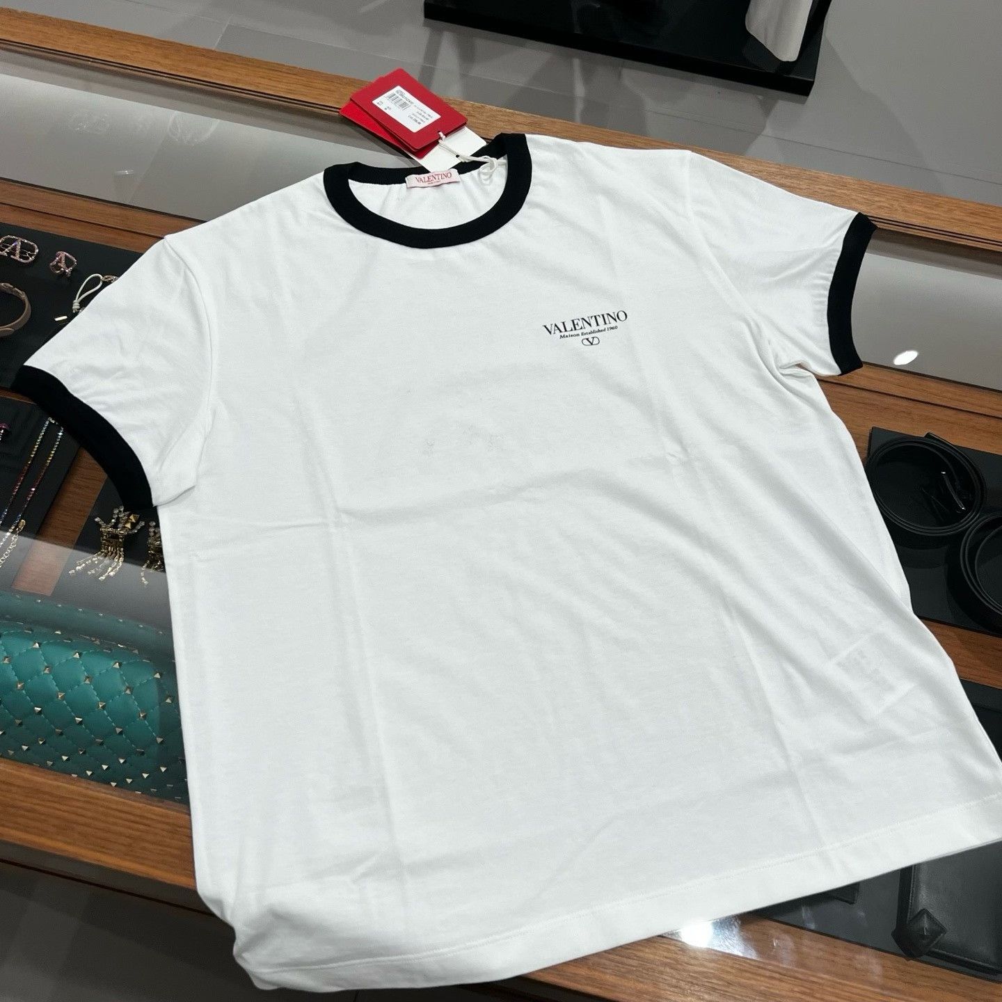 Valentino Valentino Men's Logo Basic T-Shirt Size US XXS / EU 40 - 1 Thumbnail