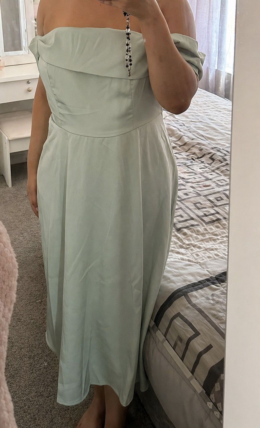 Boohoo Off-Shoulder Midi Dress Size L / US 10 / IT 46 - 1 Thumbnail