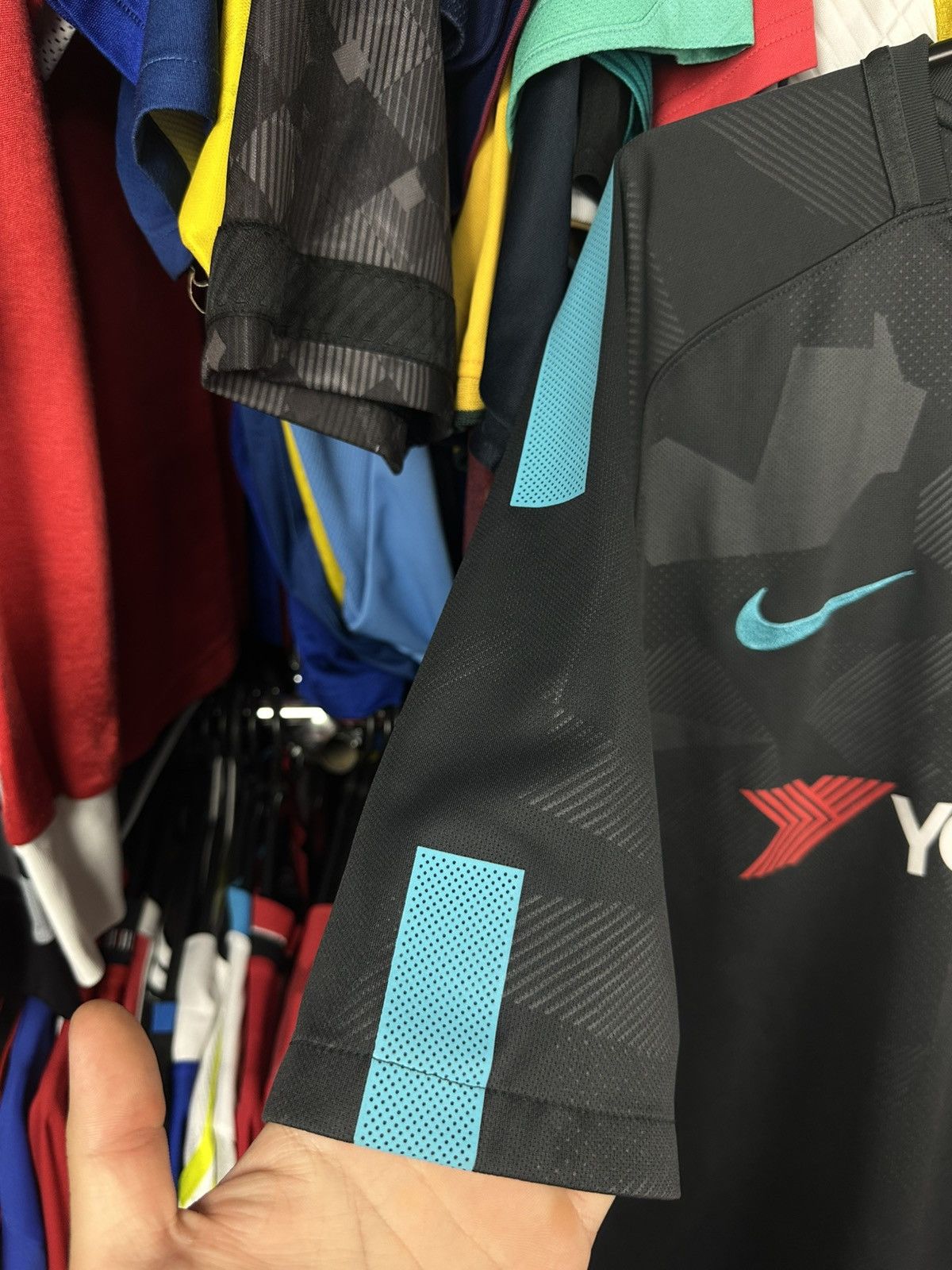 Nike NIKE CHELSEA 2017 2018 MORATA FOOTBALL SHIRT SOCCER JERSEY Size US L / EU 52-54 / 3 - 4 Thumbnail