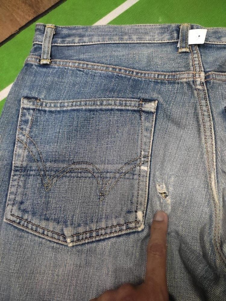 Edwin × Vintage EDWIN 505 SELVEDGE DISTRESSED JEANS FADED BLUE Size US 34 / EU 50 - 8 Thumbnail
