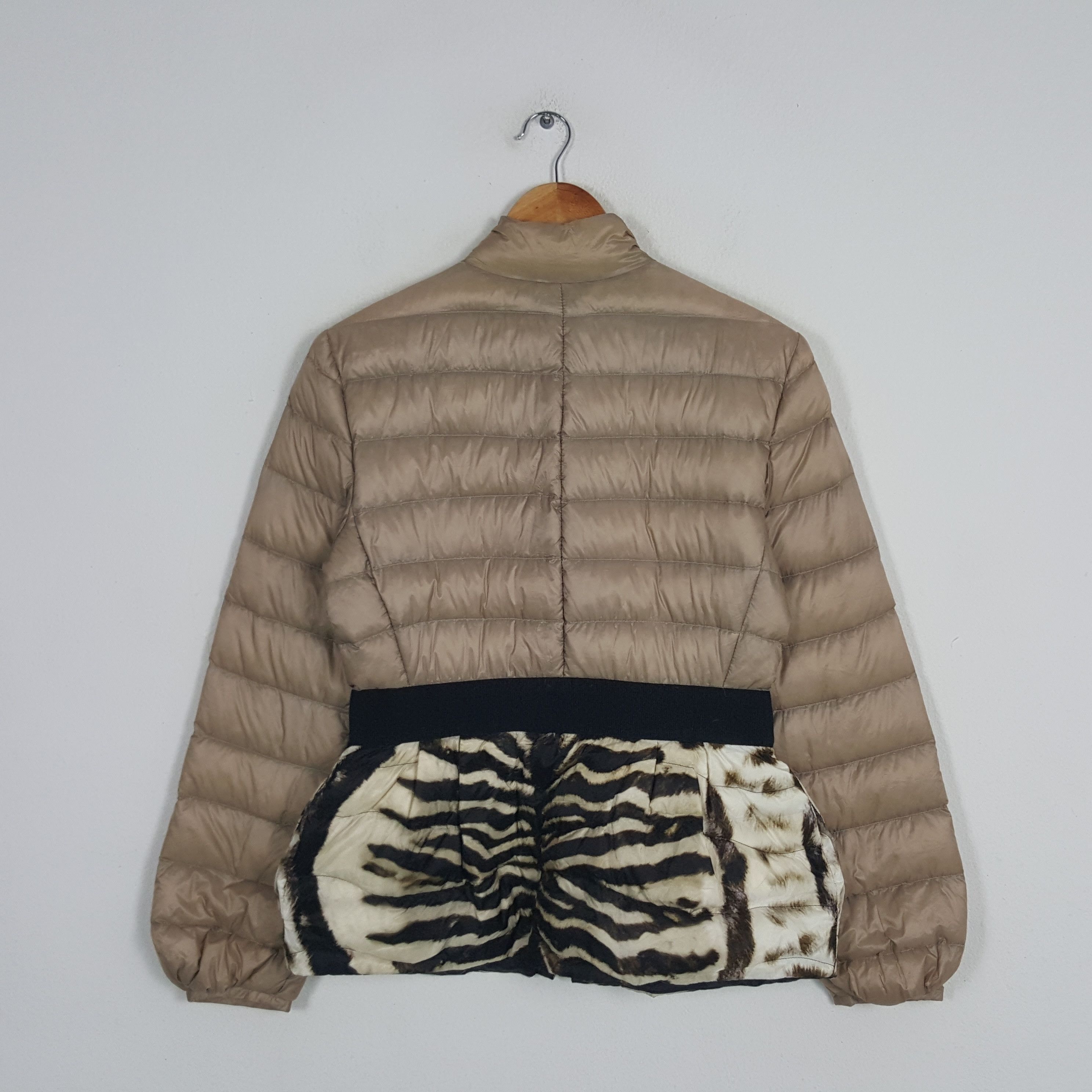 Vintage Vintage Moncler Italian Brand Puffer Jacket Size US S / EU 44-46 / 1 - 3 Thumbnail