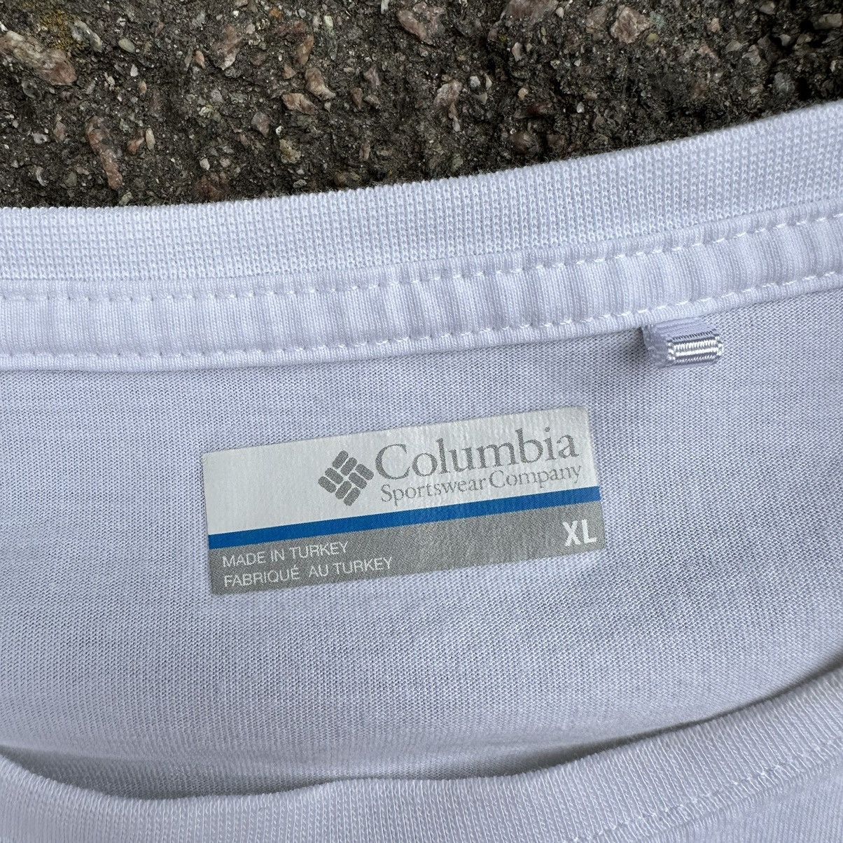 Columbia Vintage Columbia T-shirts Big Logo Outdoor Live Y2K USA Size US XL / EU 56 / 4 - 7 Thumbnail