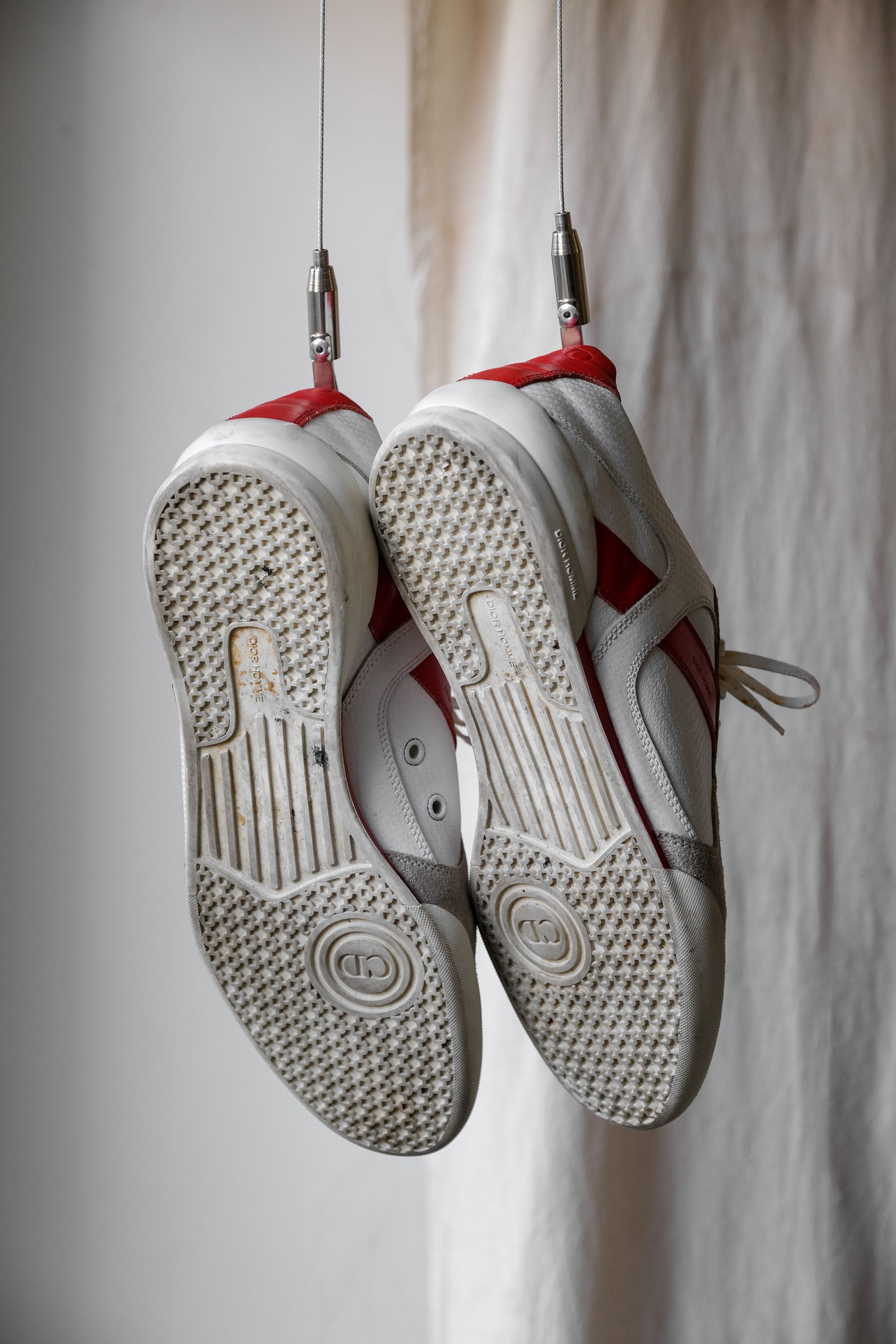 Dior DIOR HOMME White/Red/Grey Leather Sneakers Size US 8.5 / EU 41-42 - 5 Thumbnail