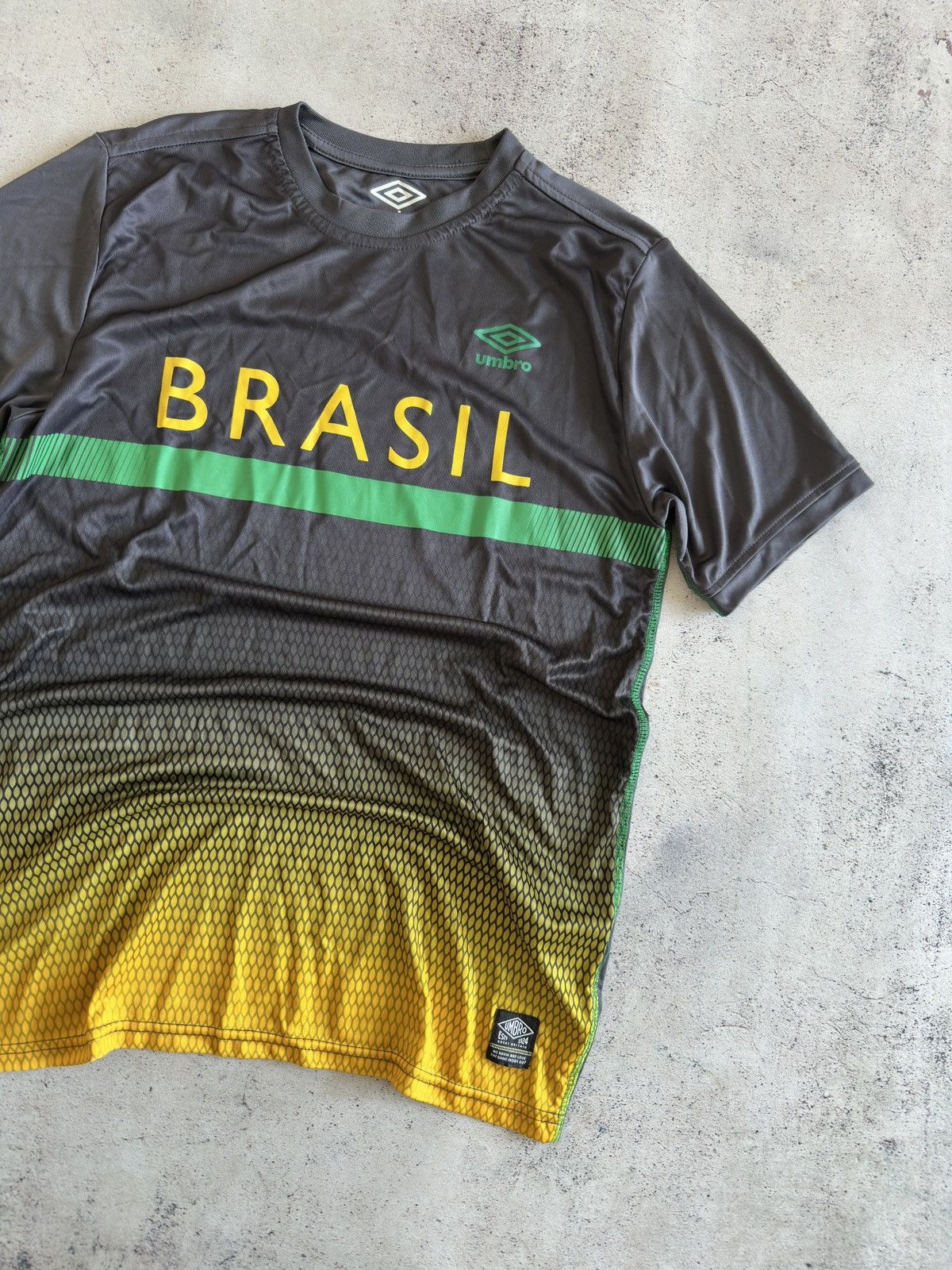 Umbro Brasil FC Umbro Training T Shirt Size S Size US S / EU 44-46 / 1 - 2 Thumbnail