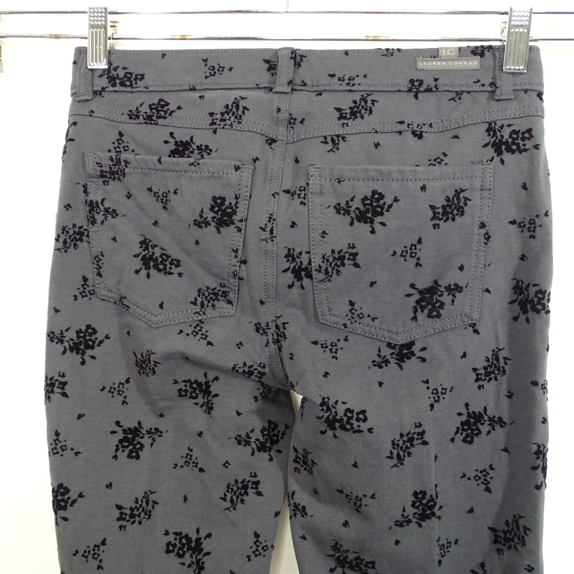 Lauren Conrad Lauren Conrad Floral Print Leggings Skinny Pants Size 4 Size 27" / US 4 / IT 40 - 4 Thumbnail