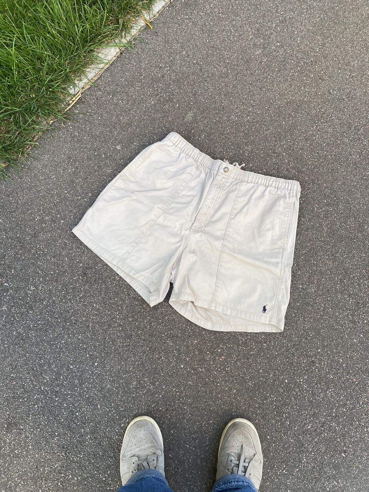 Polo Ralph Lauren Polo Ralph Lauren Chino Shorts Size US 34 / EU 50 - 1 Thumbnail
