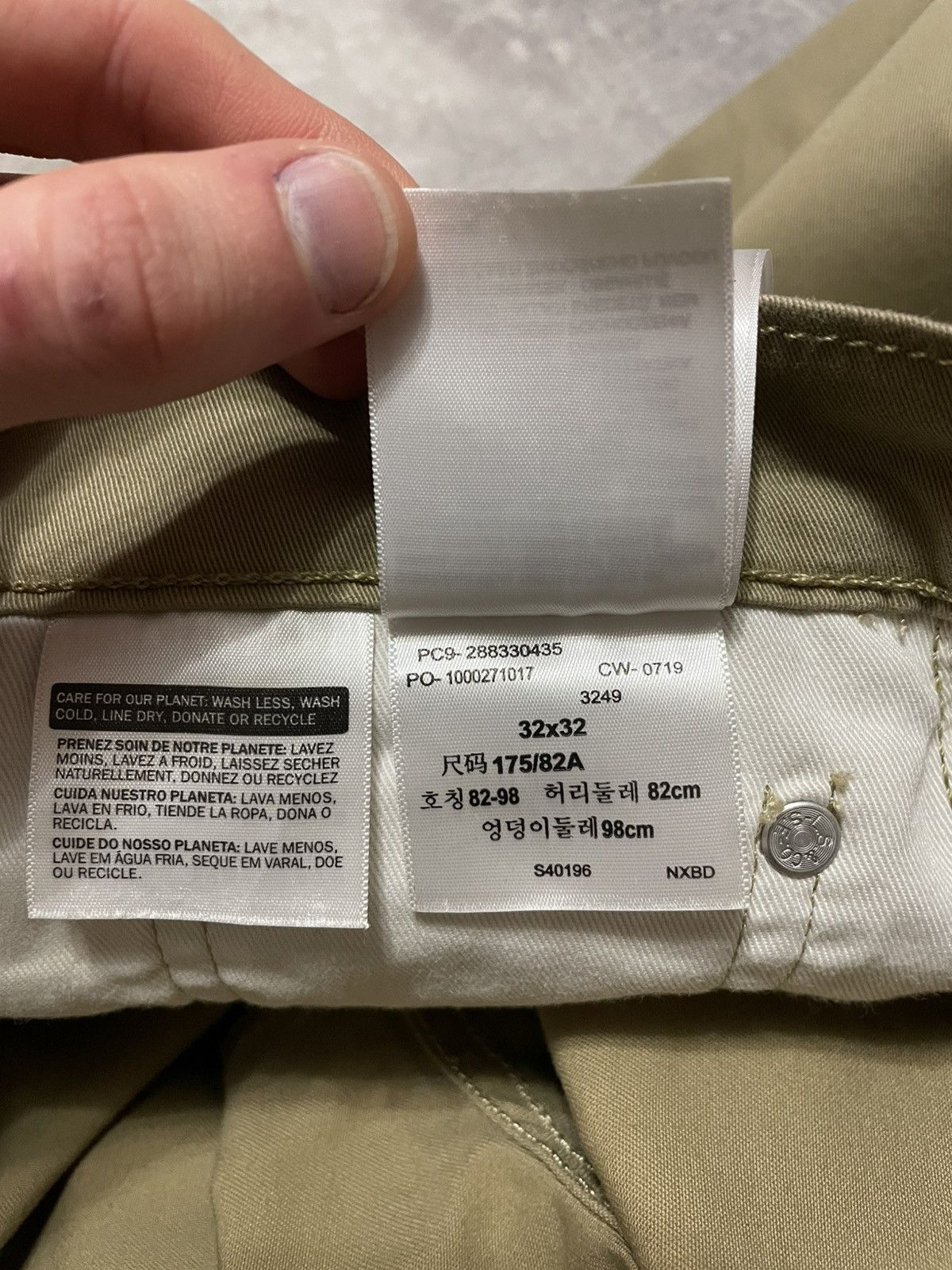 Levi's Vintage Levis Premium Pants Y2K 32 size Size US 32 / EU 48 - 21 Thumbnail