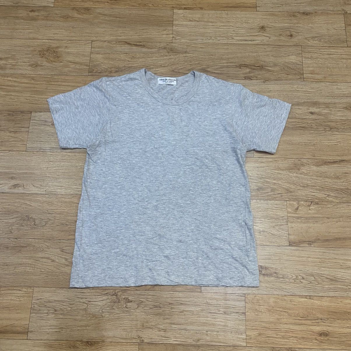 Comme des Garcons Comme Des Garcons Robe De Chambre Short Sleeve T-Shirt Size US S / EU 44-46 / 1 - 1 Thumbnail