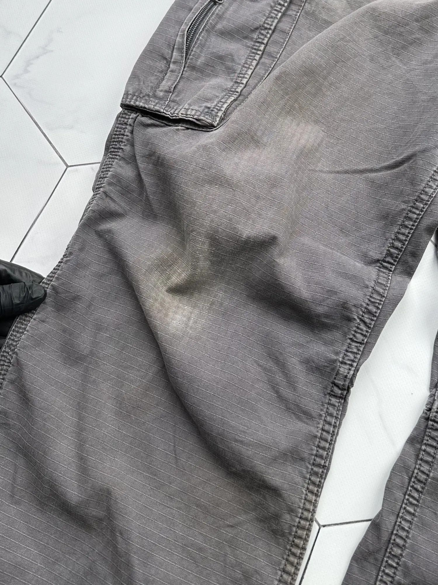 Carhartt Carhartt Thrashed Vintage Cargo Pants (B254) Size US 38 / EU 54 - 5 Thumbnail