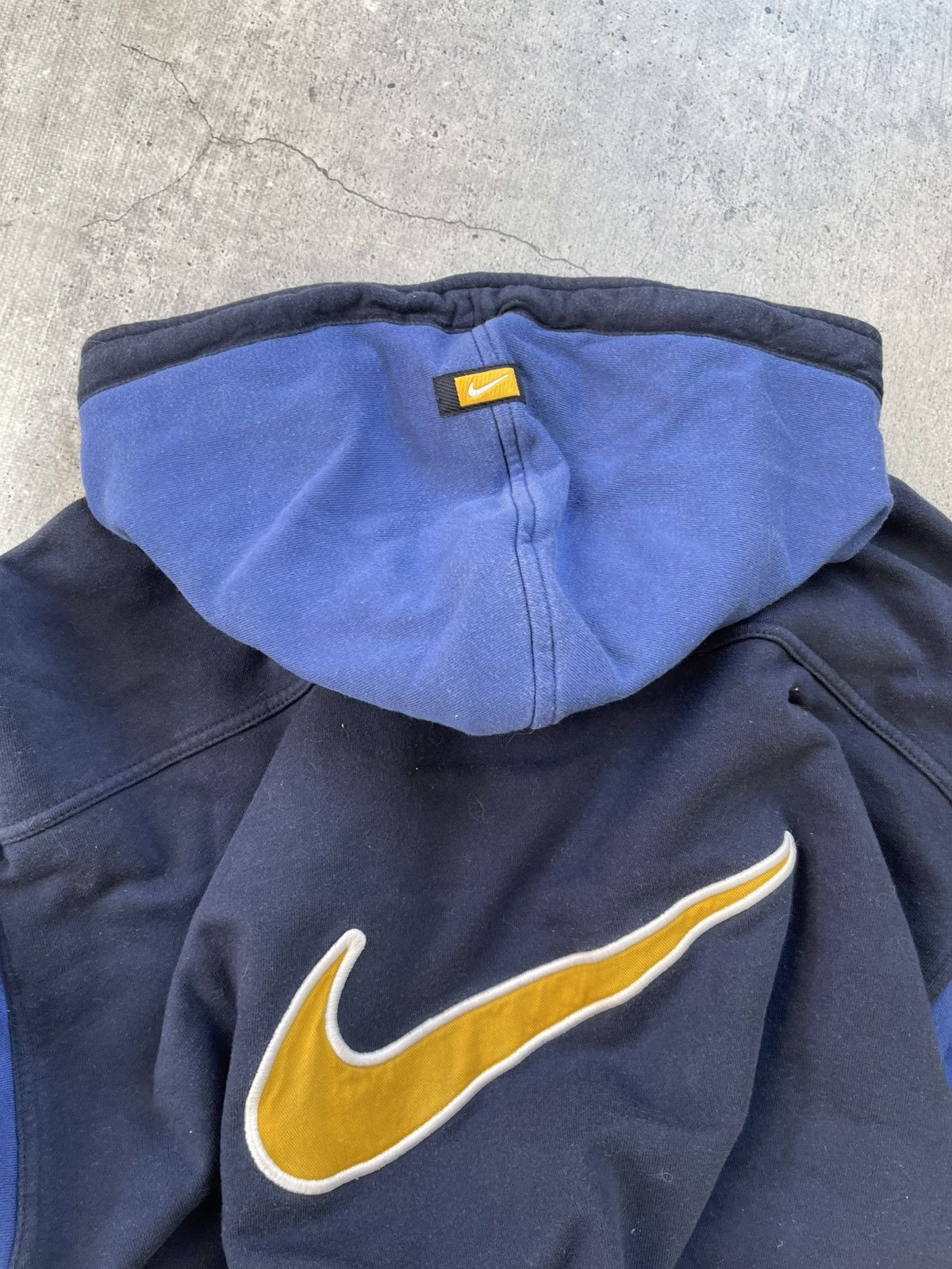 Nike 00s Nike Vintage Big Logo Hoodie Y2K Size US L / EU 52-54 / 3 - 11 Thumbnail